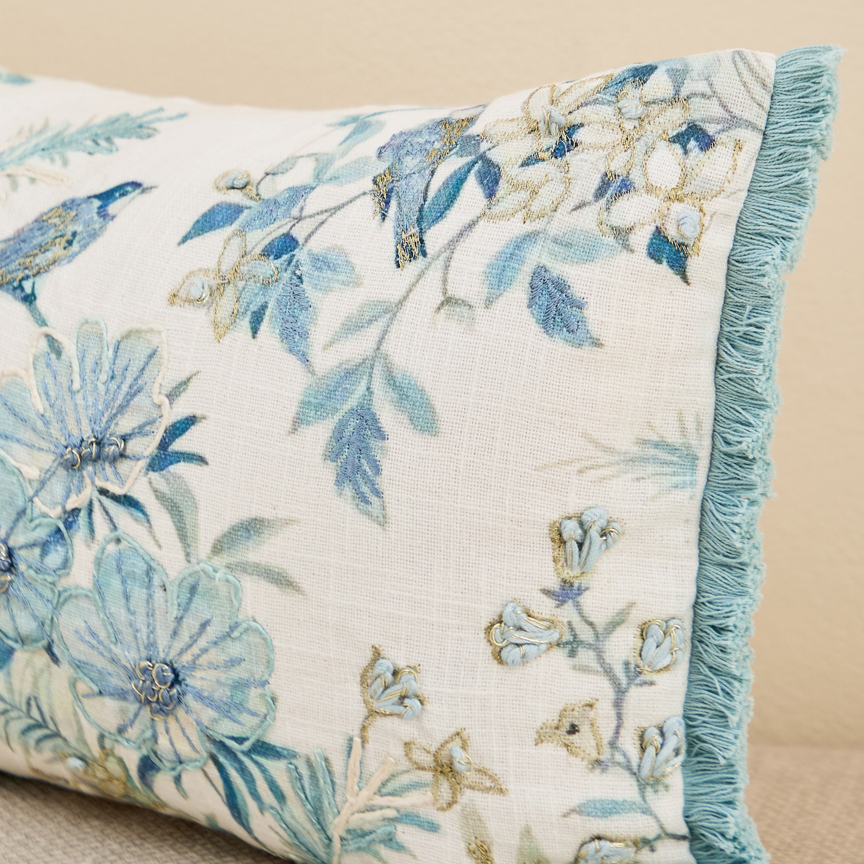 وسادة بتطريز طائر من بلوسفيرا - 30x50 سم-hbxhomeware-hbxbedroom-image-2
