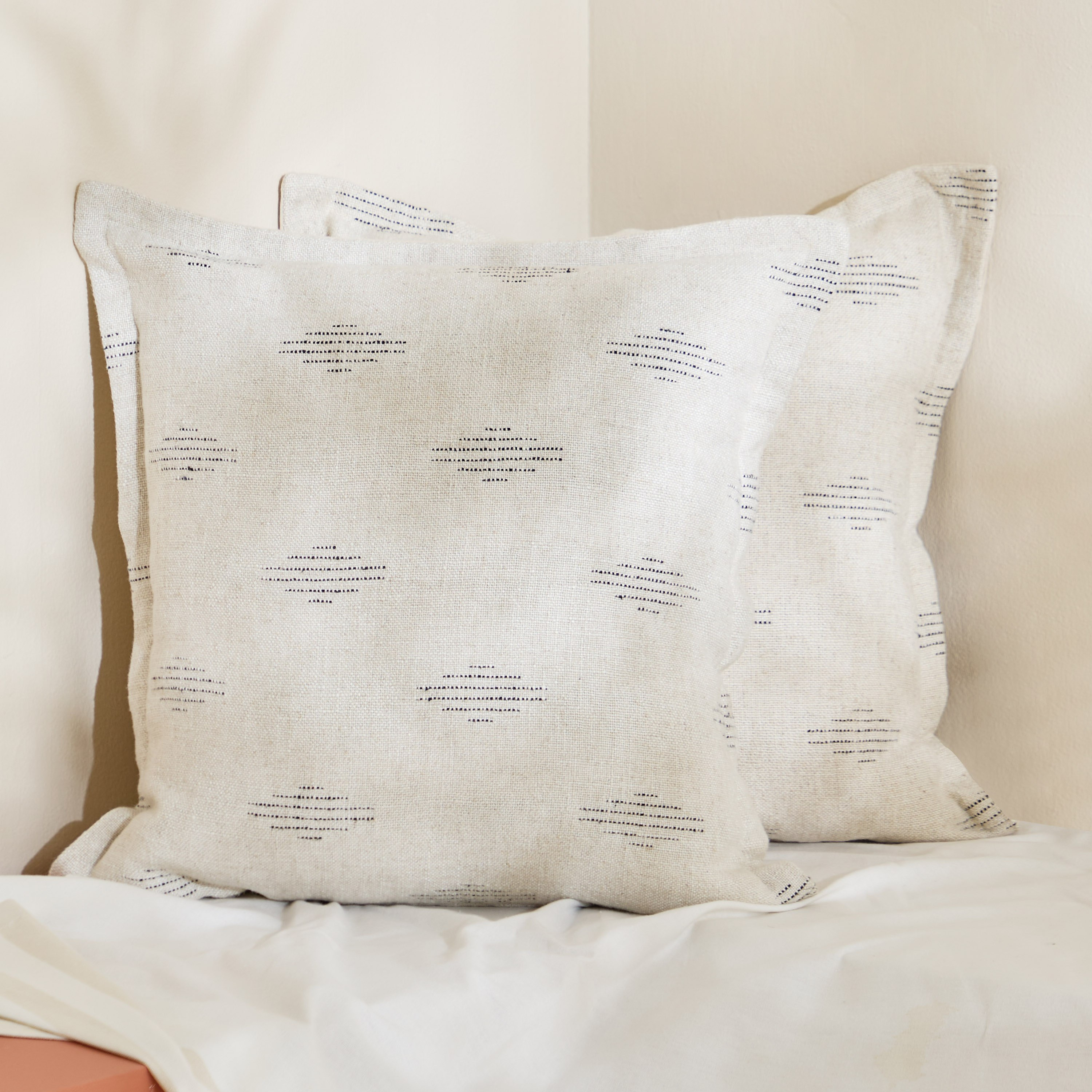 Cozy Duo 2-Piece Diamond Filled Cushion Set - 50x50 cm-hbxhomeware-hbxbedroom-image-1