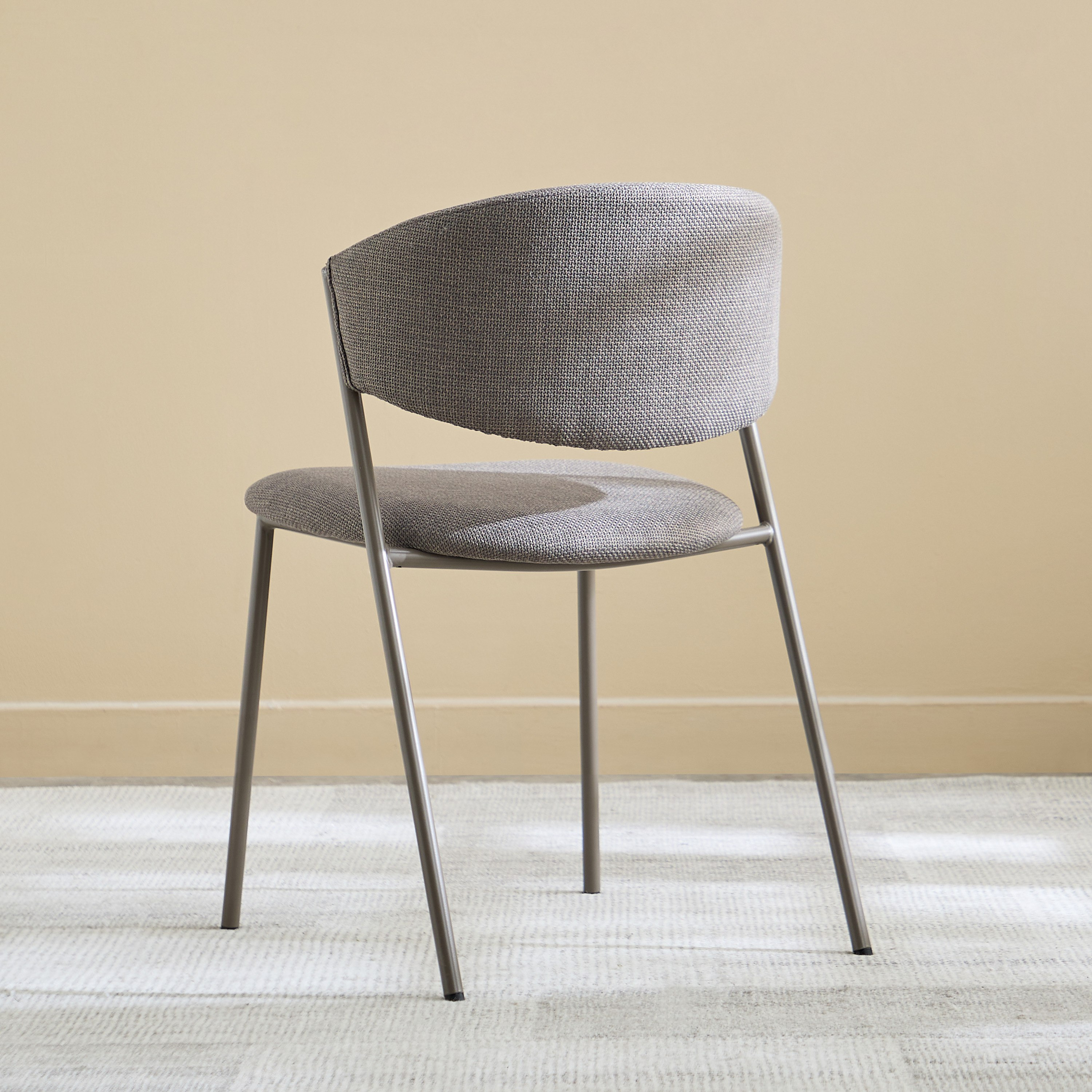 كرسي سفرة من ألورا-hbxdiningroom-diningchairs-image-3