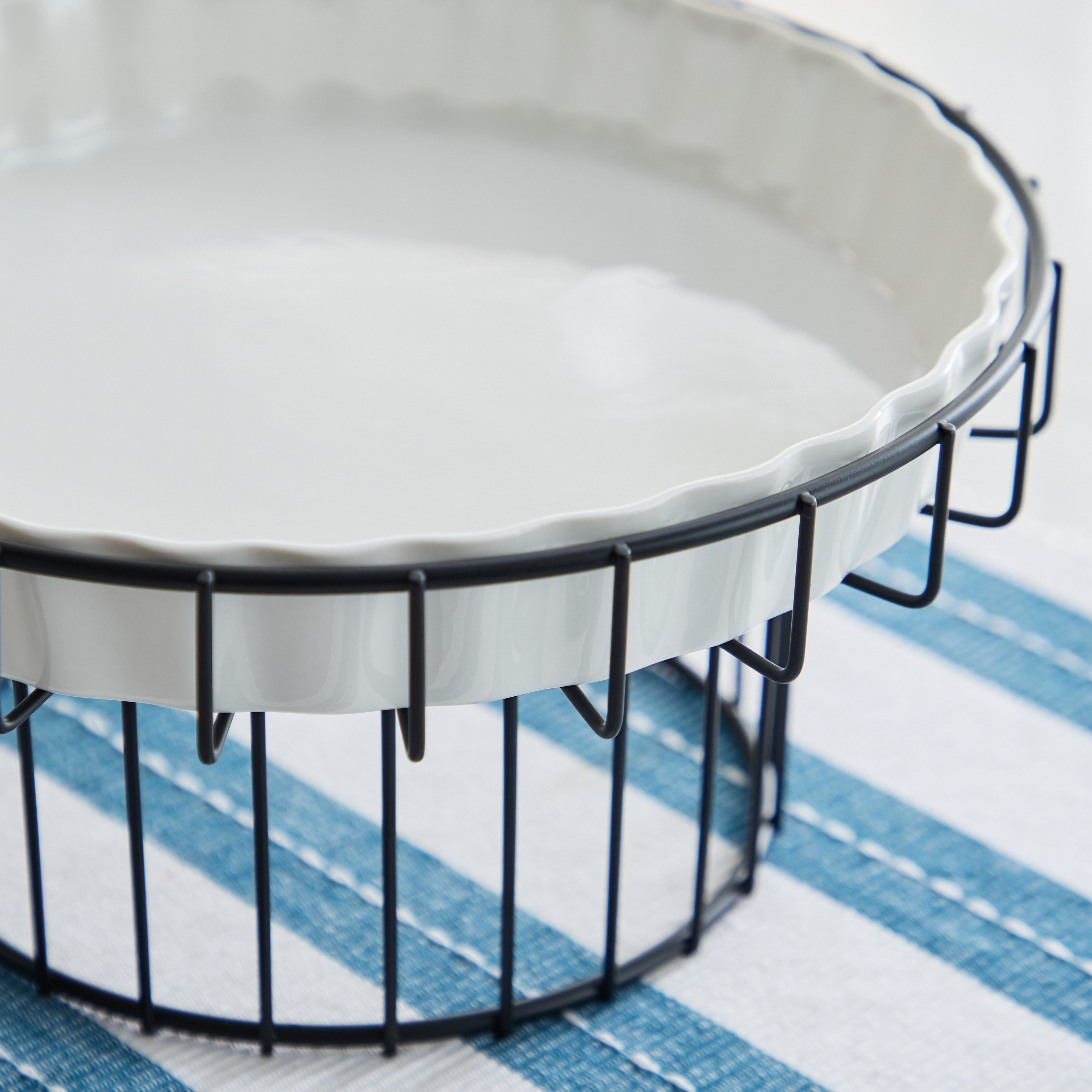 Supreme Serving Dish with Stand - 26 cm-hbxdecorandfurnishings-tabletop-serveware-image-4