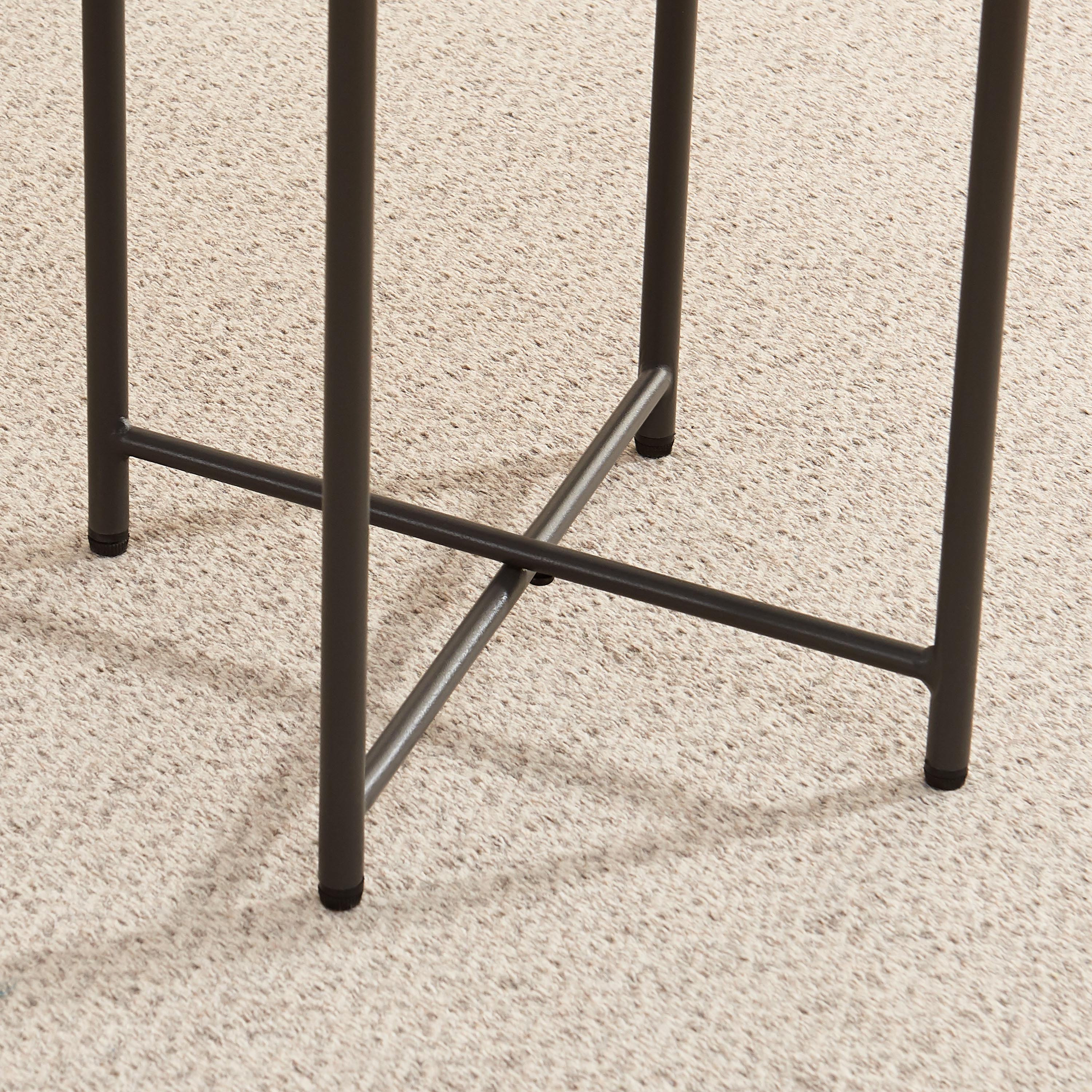 طاولة جانبية مستديرة بسطح زجاجي من موڤو تروي-hbxfurniture-livingroom-endtables-image-3