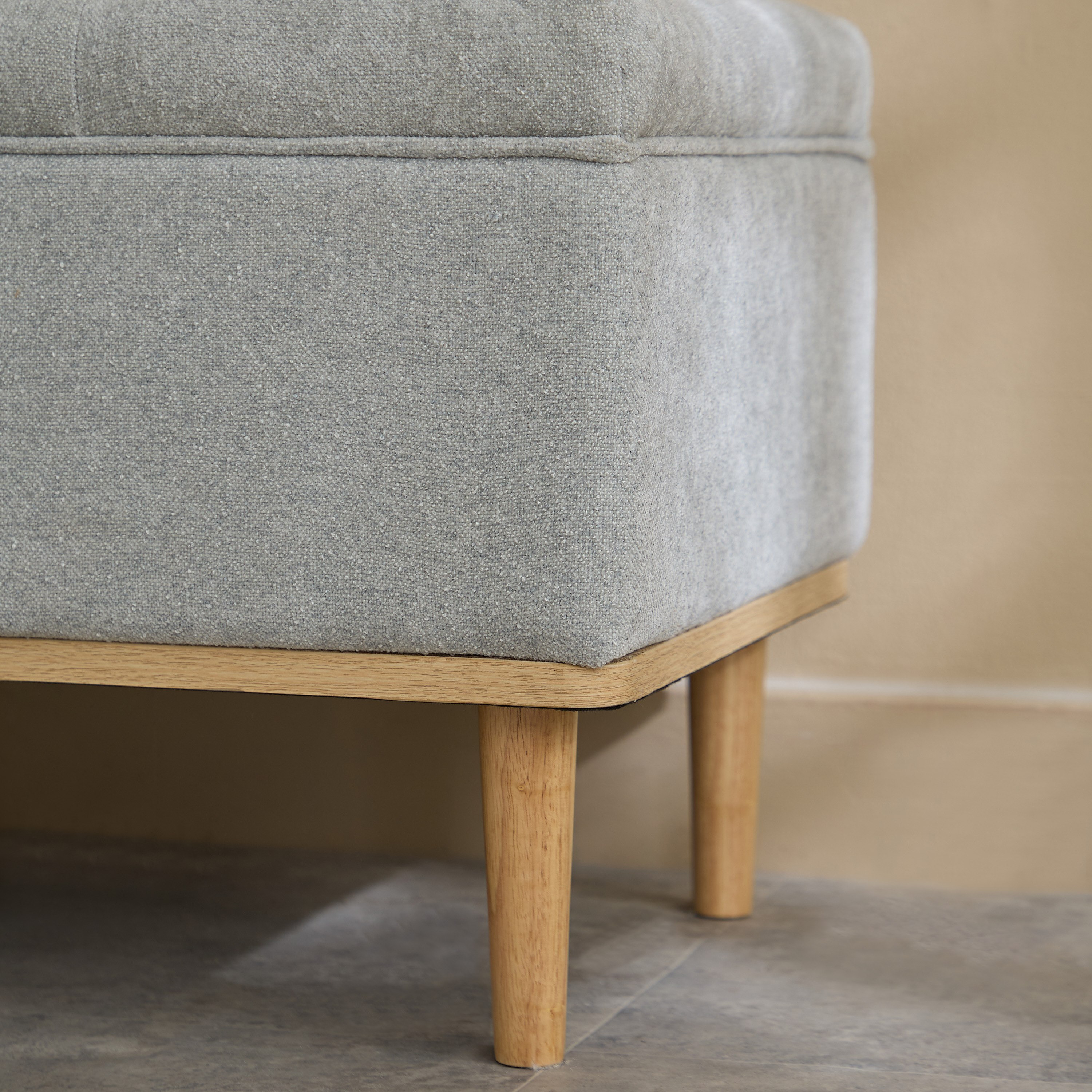 مقعد بنش قماش بإطار خشبي من درو-hbxfurniture-sofasandarmchairs-benches-image-7