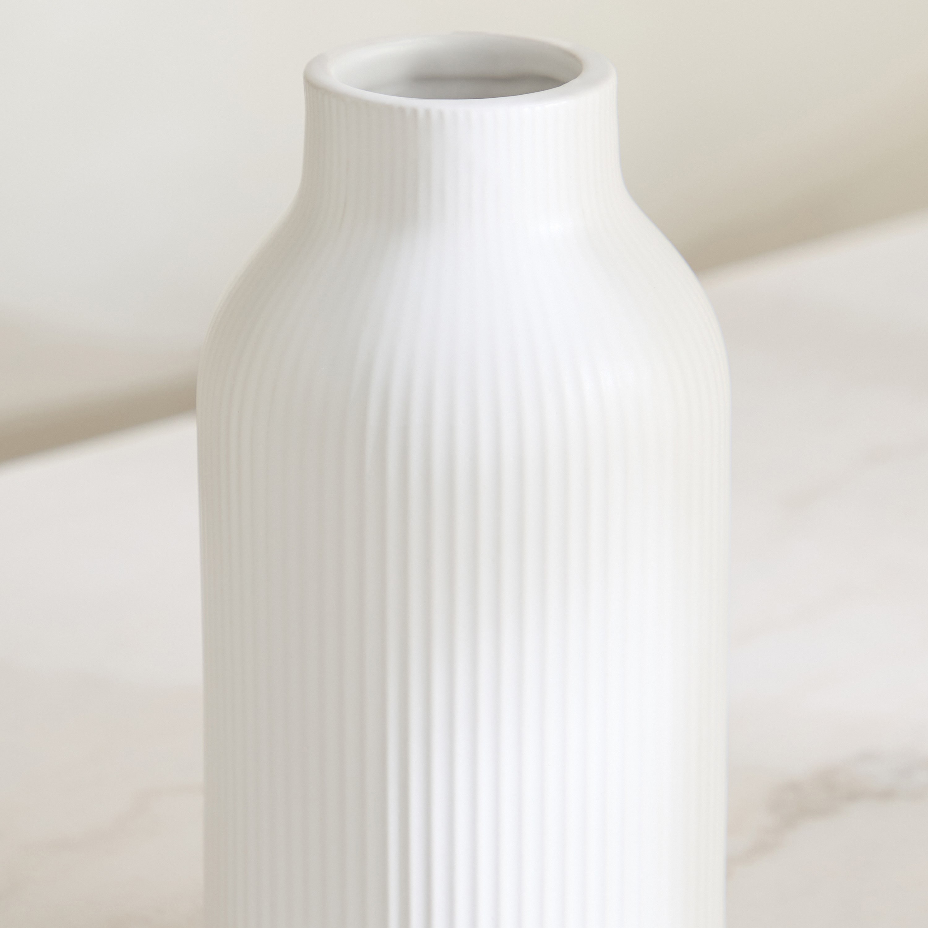 Sansa Roma Ceramic Vase - 12.3x12.3x25.5 cm-hbxbedroom-decorandaccessories-vases-image-3