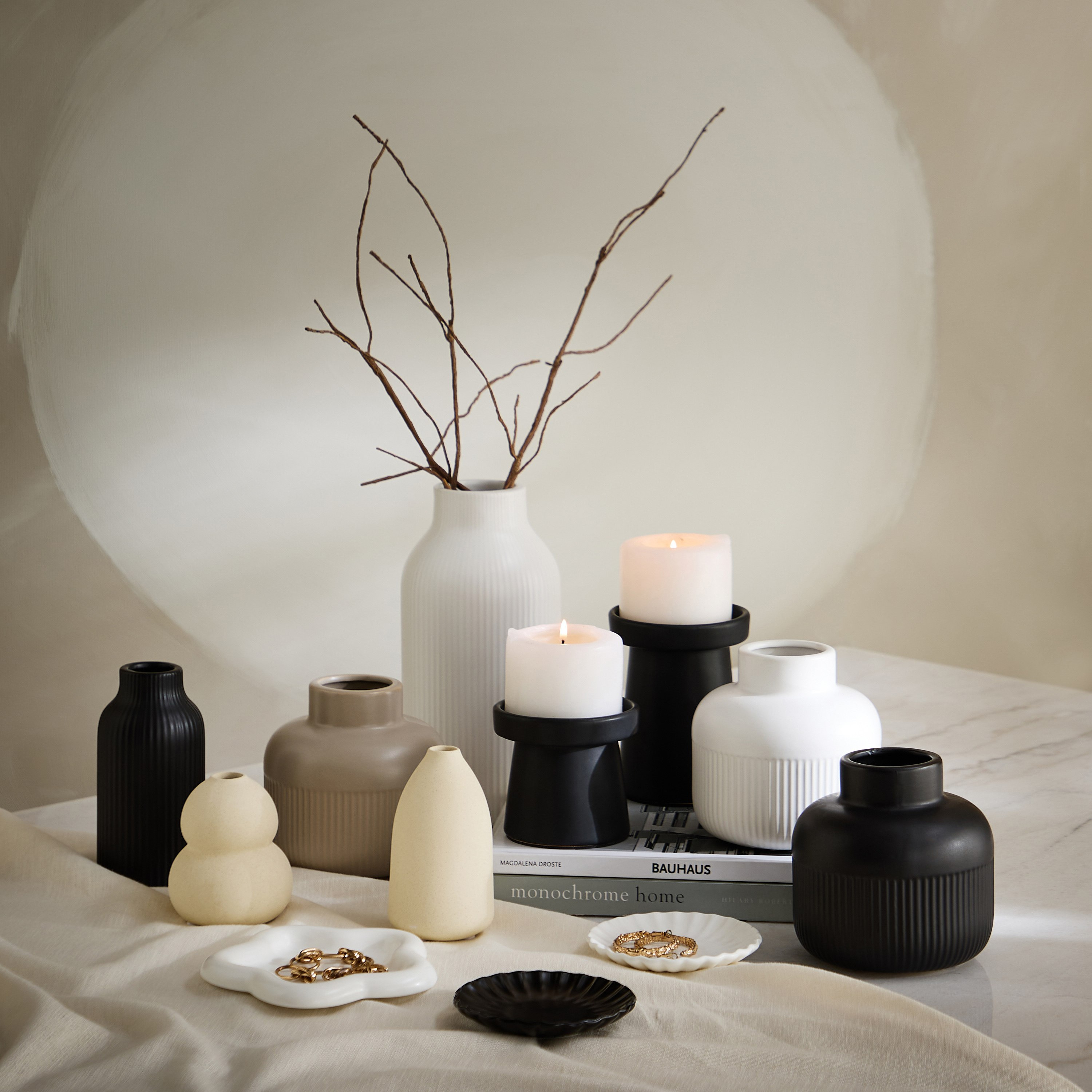 مزهرية سيراميك من سانسا روما -  13x13x13.5 سم-hbxbedroom-decorandaccessories-vases-image-4