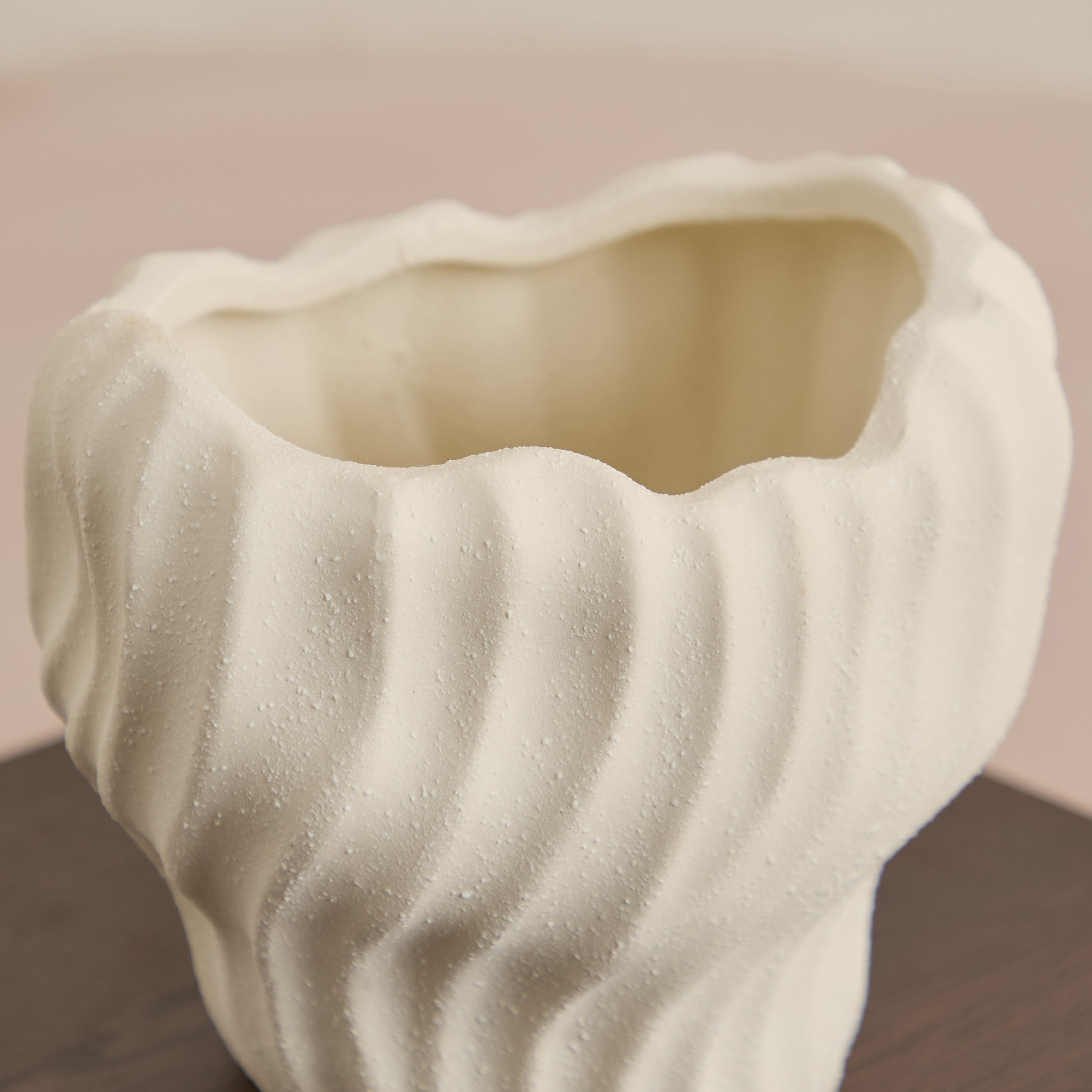 Sansa Roma Ceramic Vase - 18x15.5x16 cm-hbxbedroom-decorandaccessories-vases-image-3
