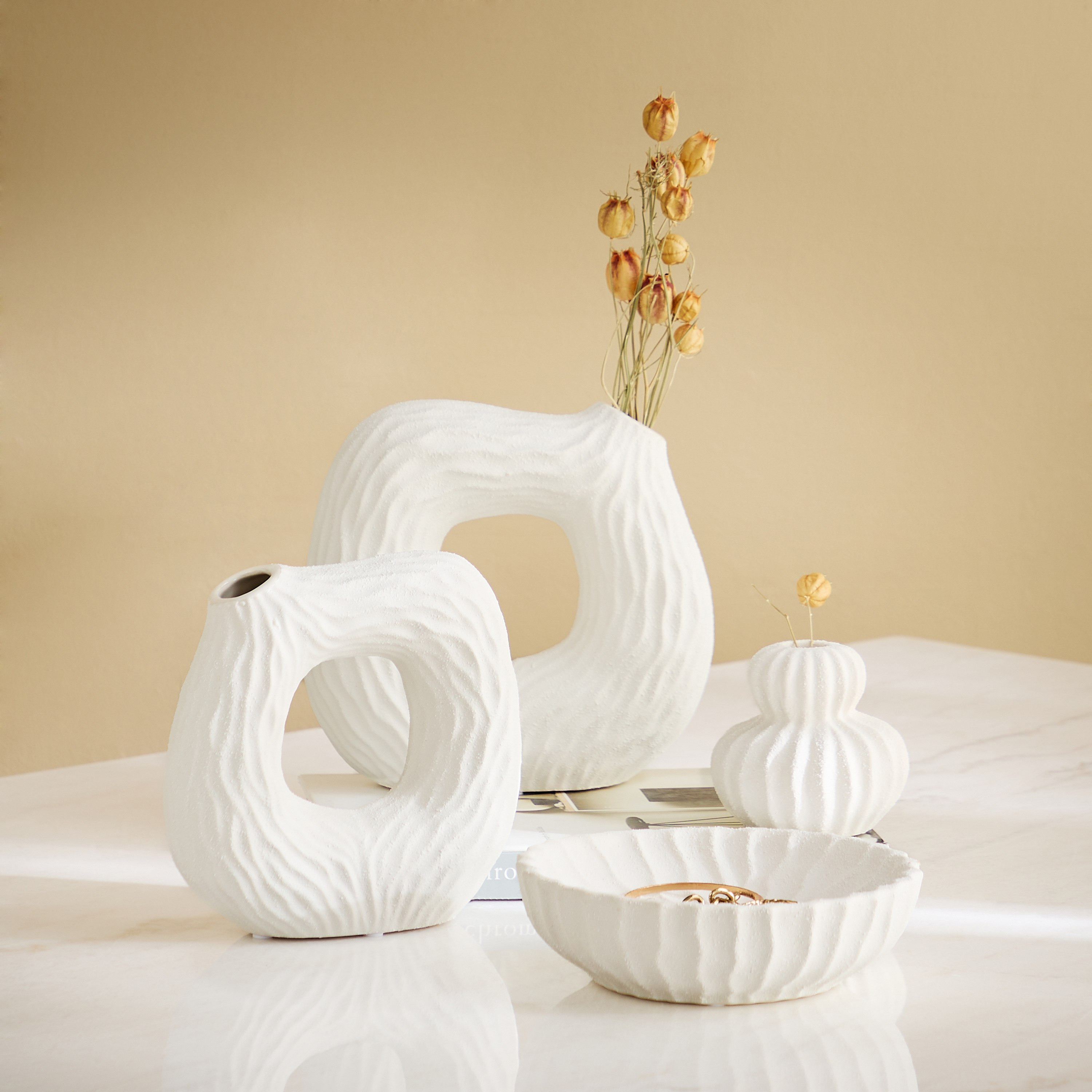 Sansa Roma Ceramic Textured Vase - 20x7x19 cm-hbxbedroom-decorandaccessories-vases-image-4