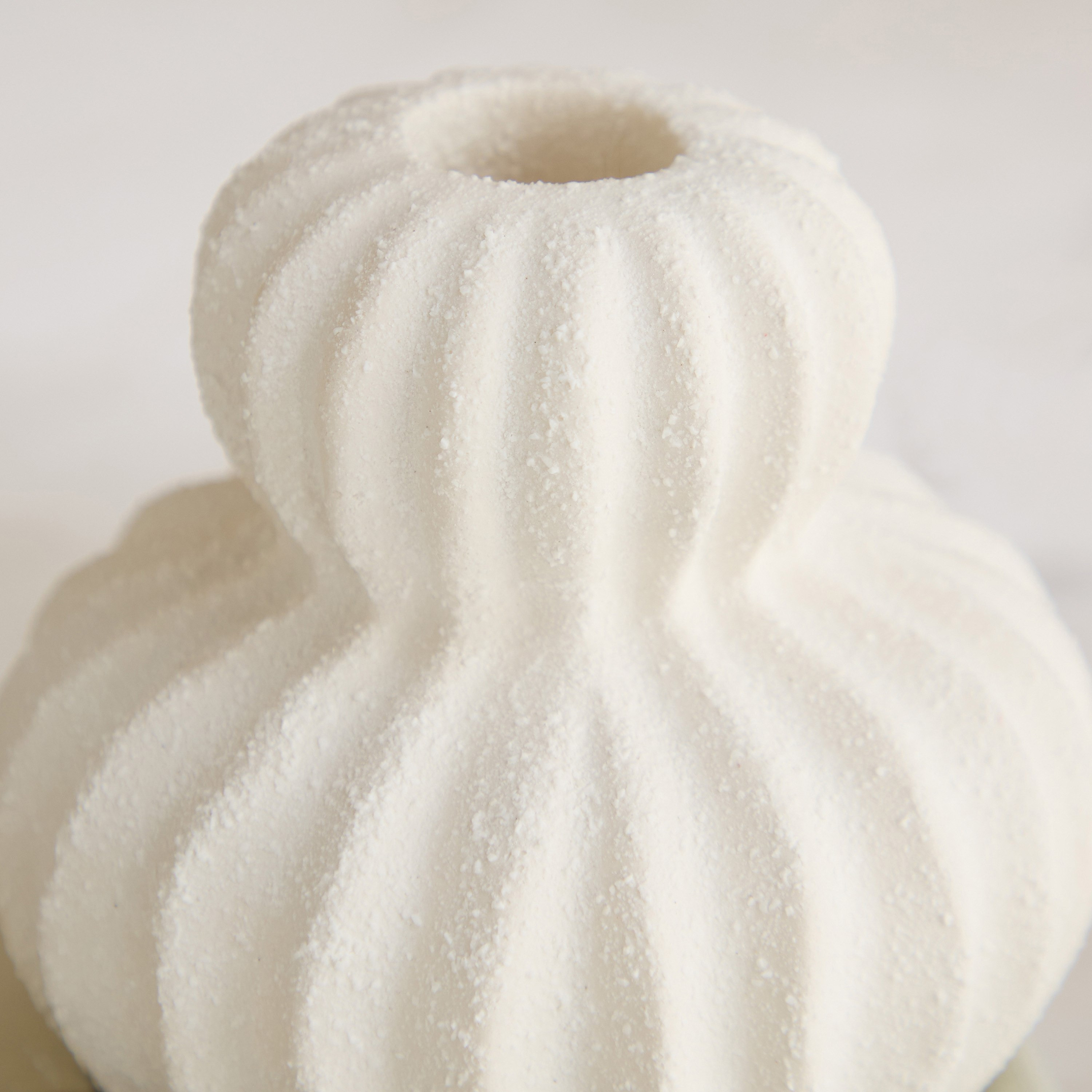 Sansa Roma Ceramic Textured Vase - 10.3x10.3x10.3 cm-hbxbedroom-decorandaccessories-vases-image-3