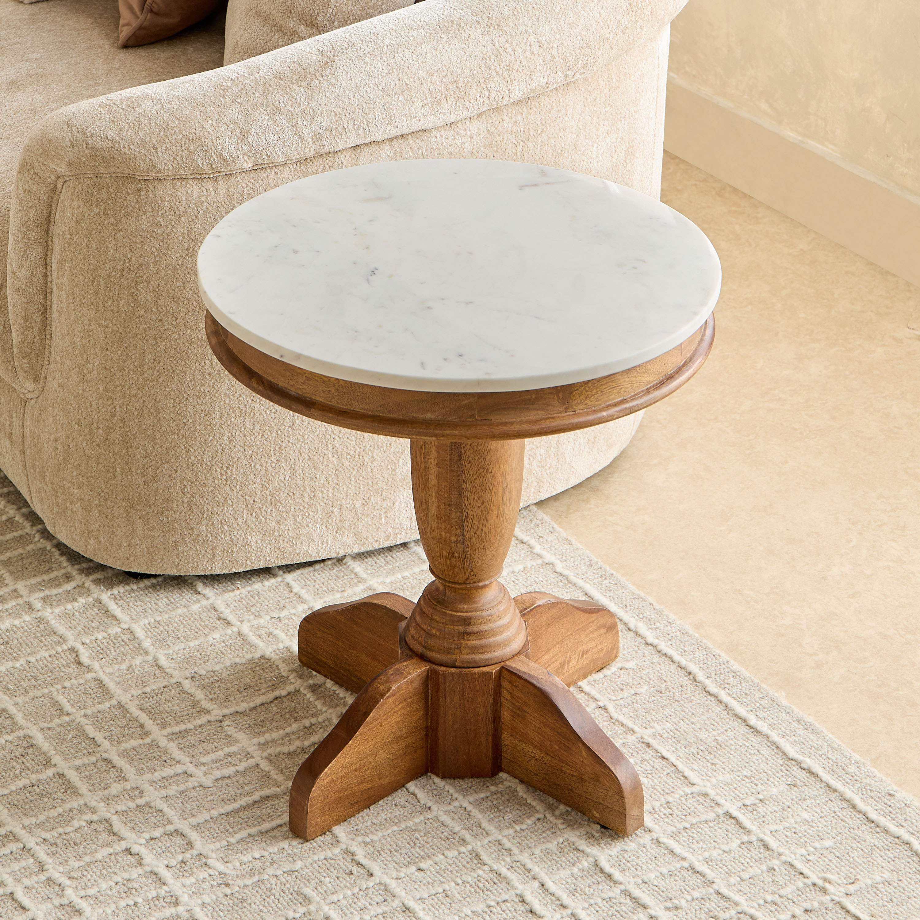 طاولة جانبية مستديرة بسطح رخام طبيعي وقاعدة خشب صلب من ديجاس-hbxfurniture-livingroom-endtables-image-2