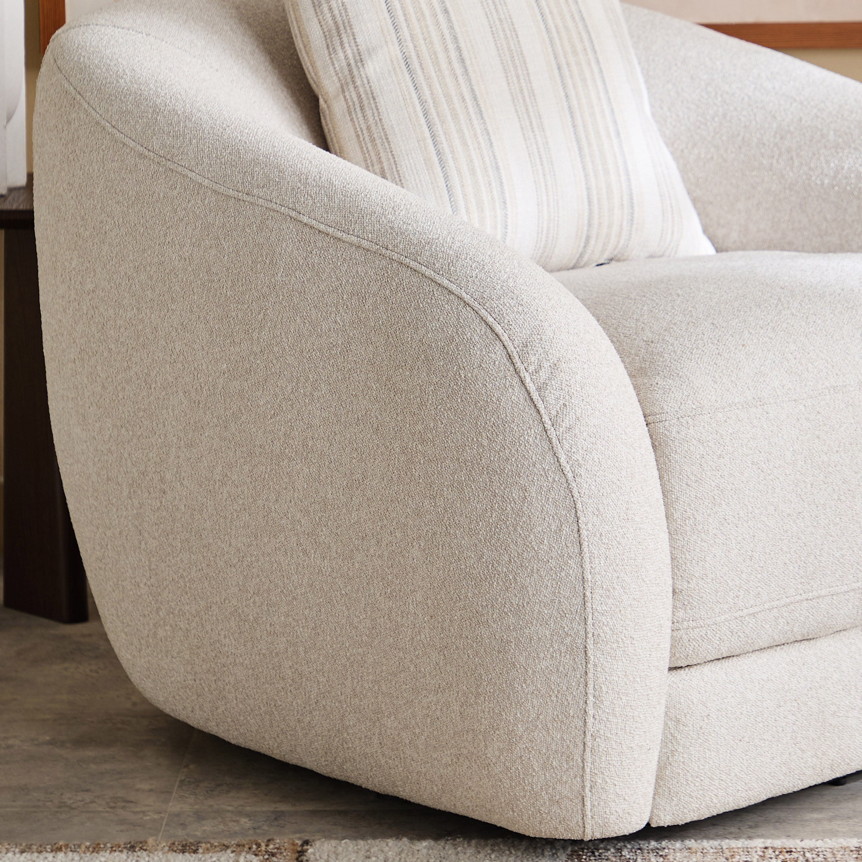 كرسي كنبة دوّار قماش من نابا-hbxlivingroom-sofasandarmchairs-sofas-image-6