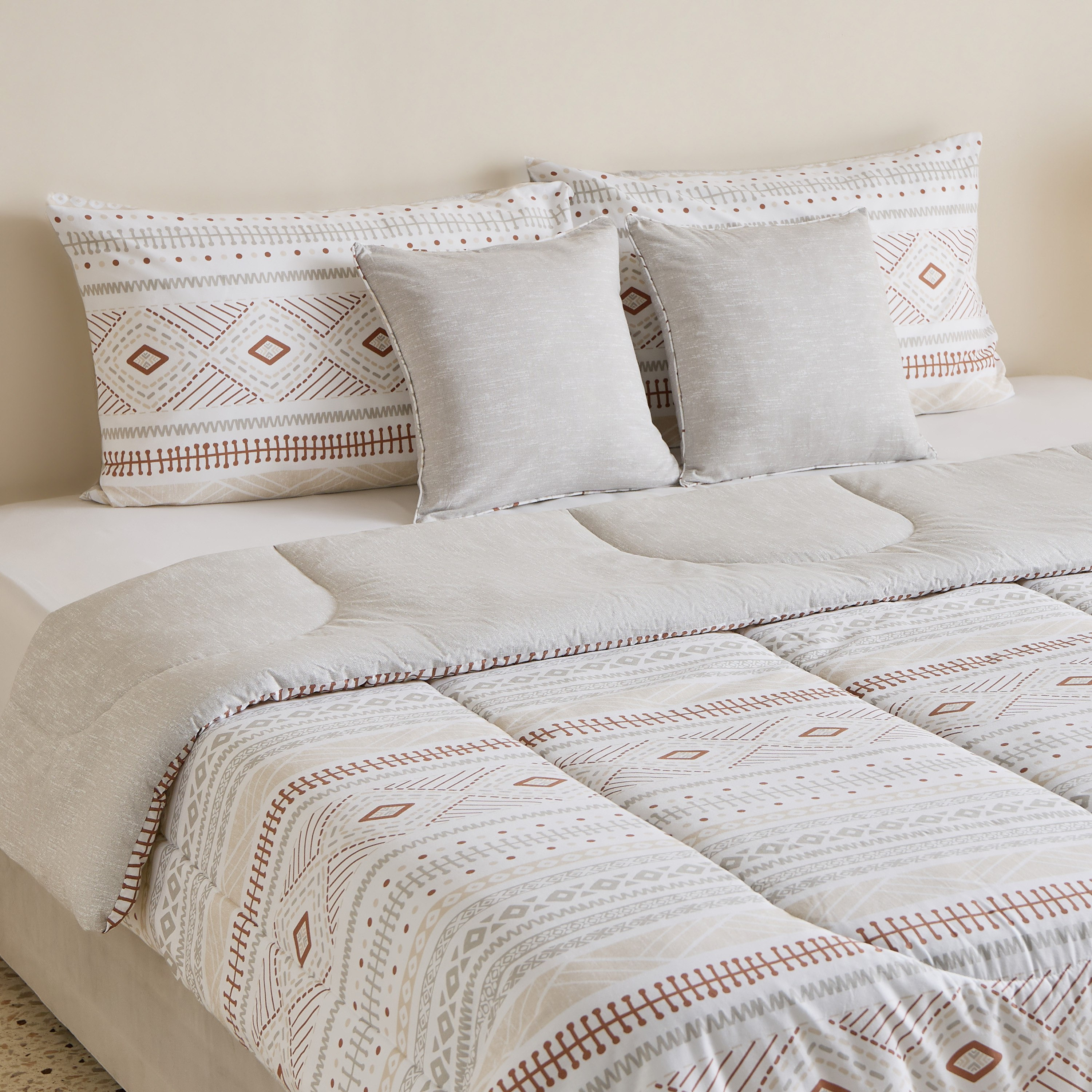 Madison Luton 5-Piece Cotton Printed Super King Comforter Set - 240x240 cm-hbxhomeware-hbxbedroom-image-1
