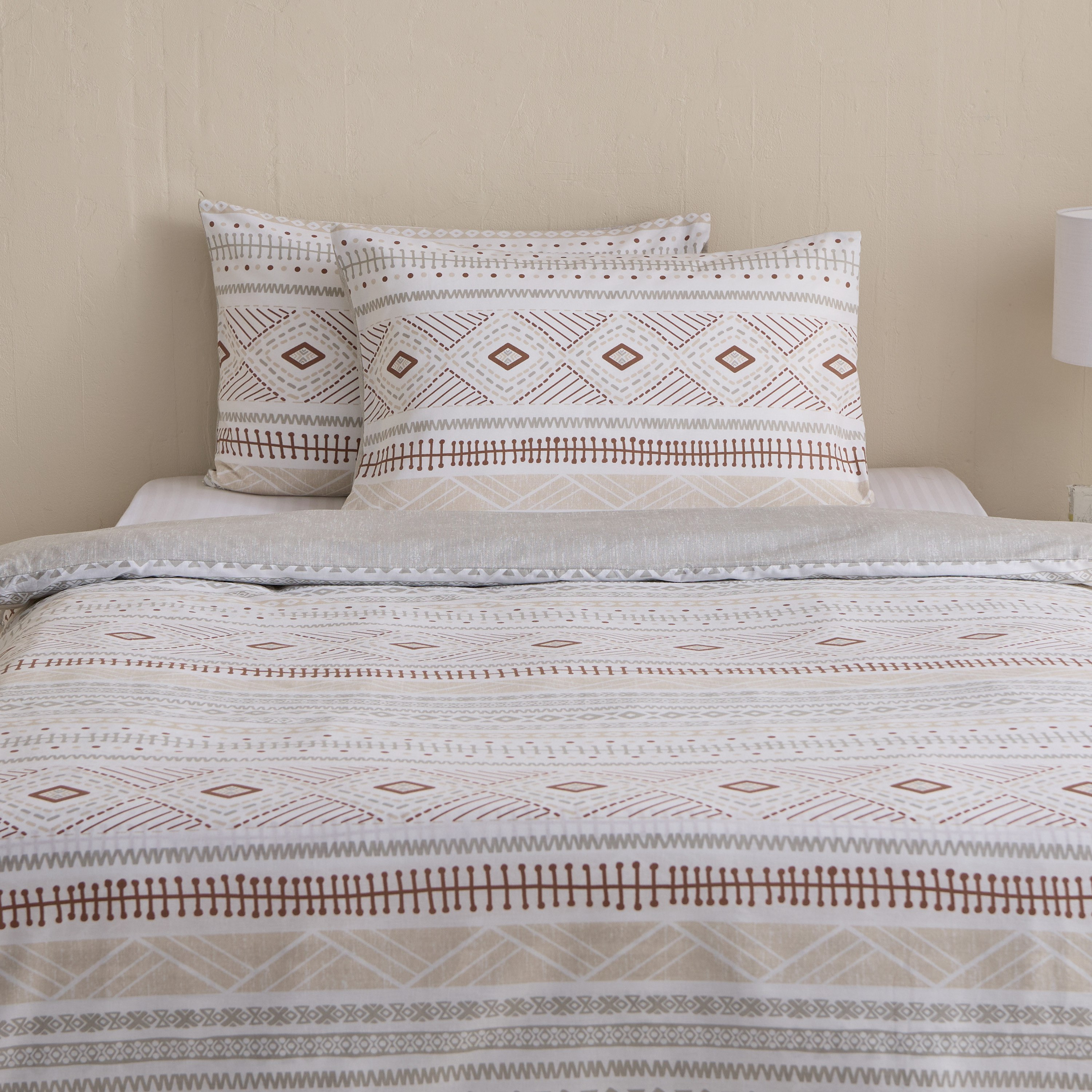 Madison Luton 3-Piece Printed Cotton Twin Duvet Cover Set - 150x220 cm-hbxhomeware-hbxbedroom-image-2