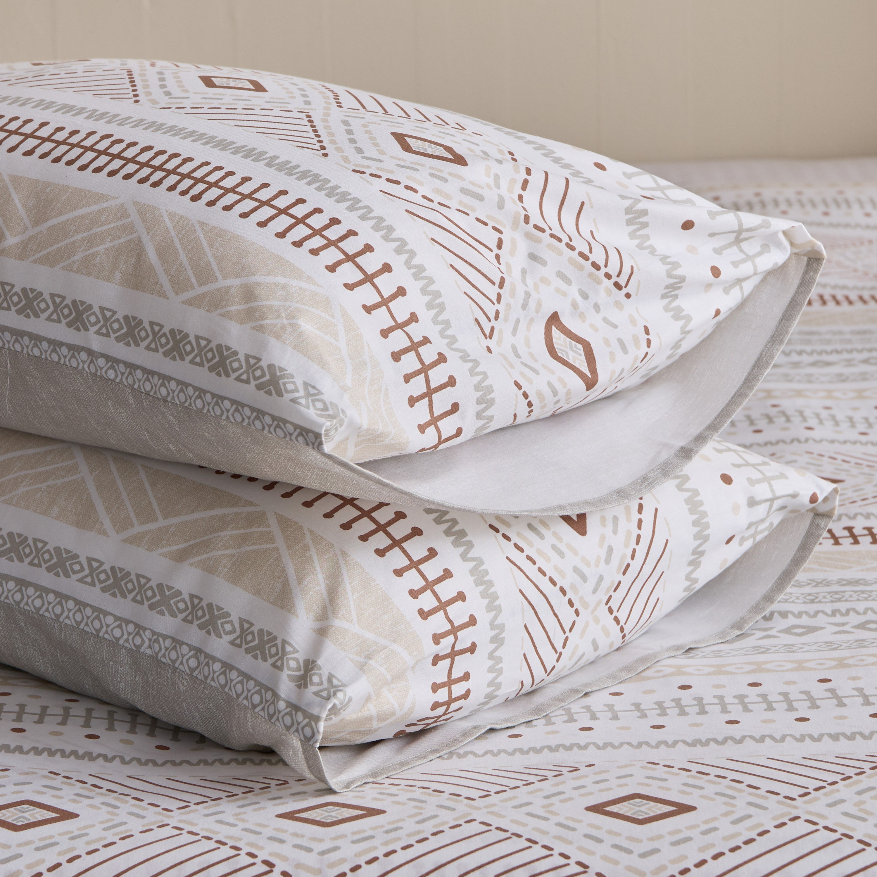 Madison Luton 3-Piece Printed Cotton Twin Duvet Cover Set - 150x220 cm-hbxhomeware-hbxbedroom-image-6