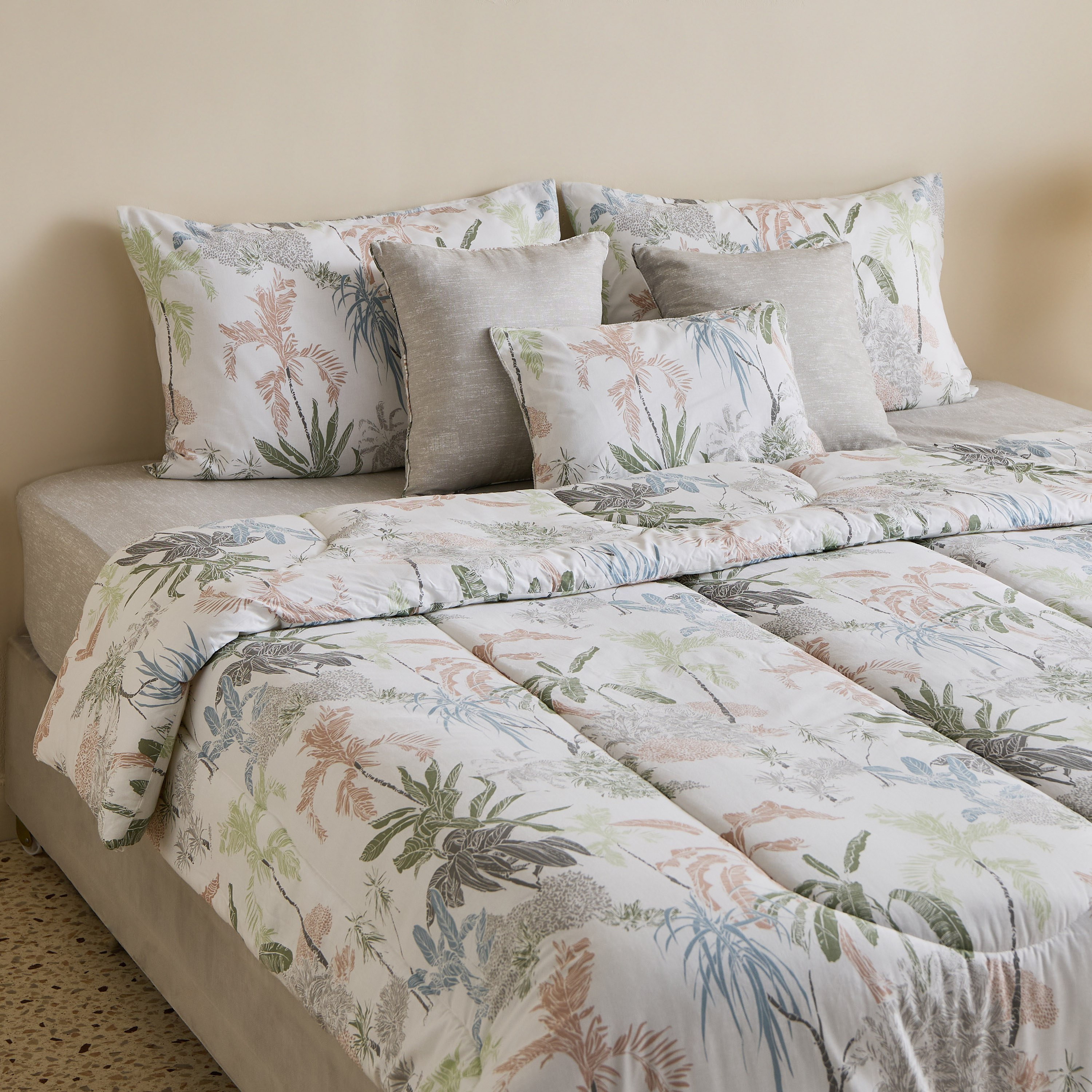Valencia Arvika 7-Piece BIAB Printed Cotton King Comforter Set - 220x240 cm-hbxhomeware-hbxbedroom-image-1