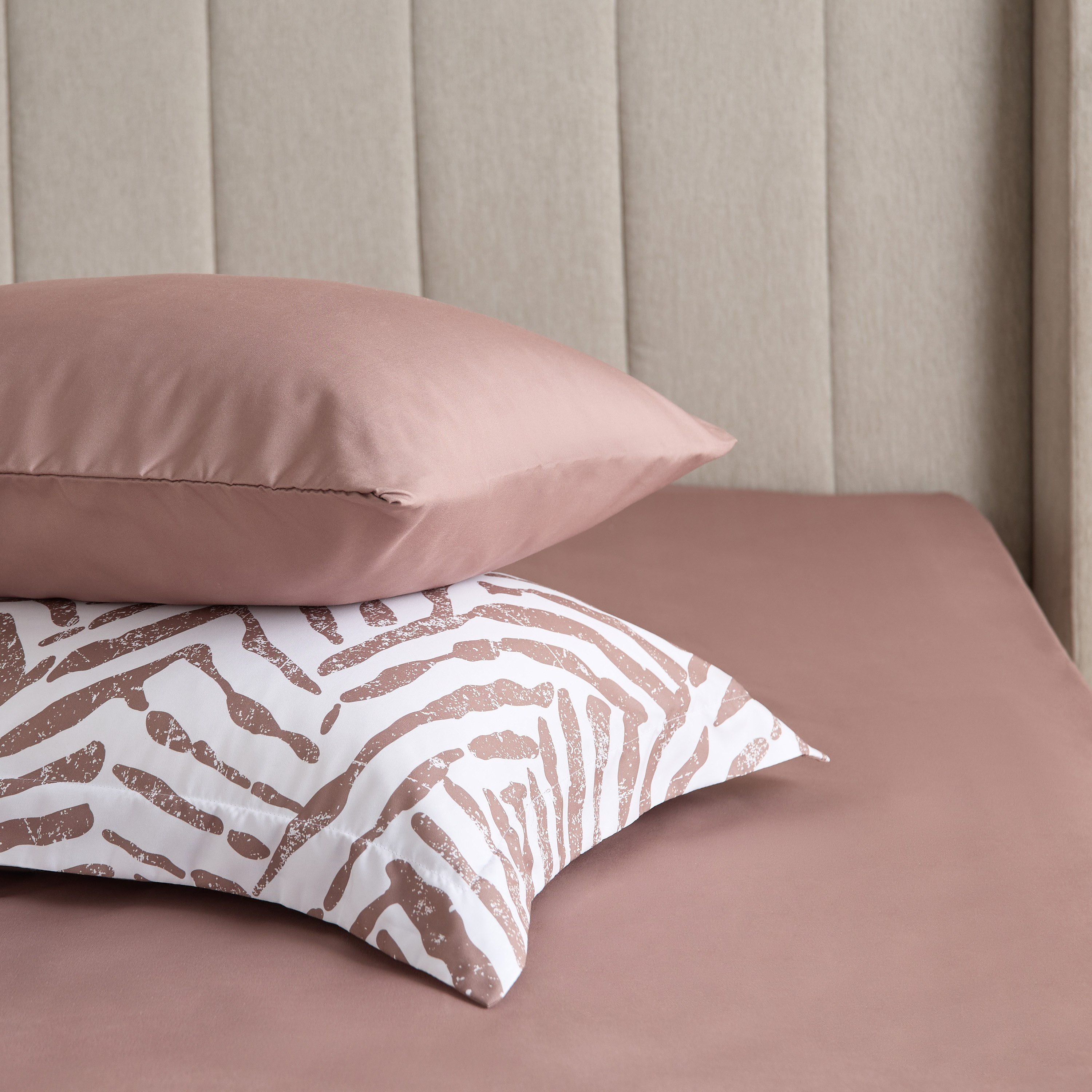 طقم لحاف توين من الألياف الدقيقة بطبعات 6 قطع ليو من هامبتون - 160x240 سم-hbxhomeware-hbxbedroom-image-8