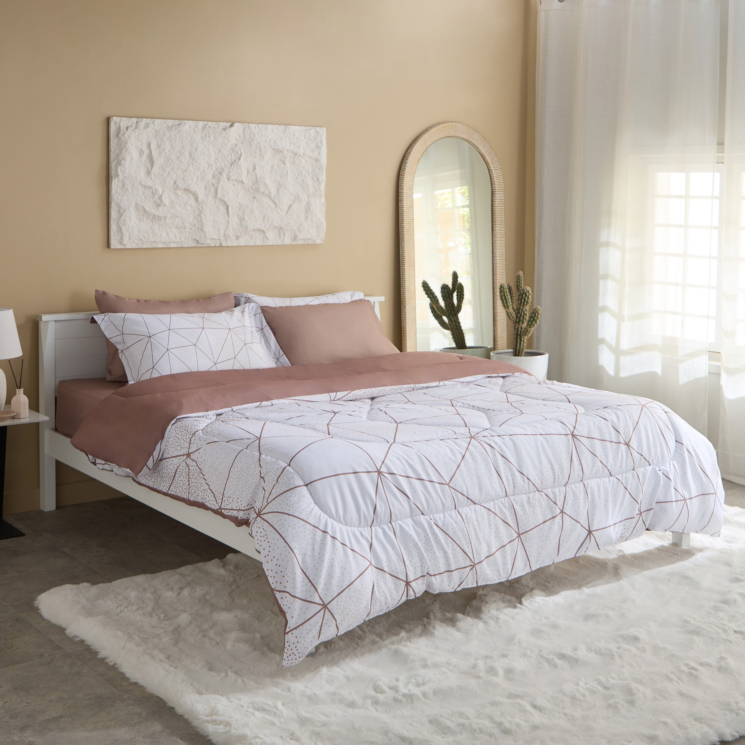 طقم لحاف كينج من الألياف الدقيقة بطبعات 6 قطع دوتري من هامبتون - 220x240 سم-hbxhomeware-hbxbedroom-image-2