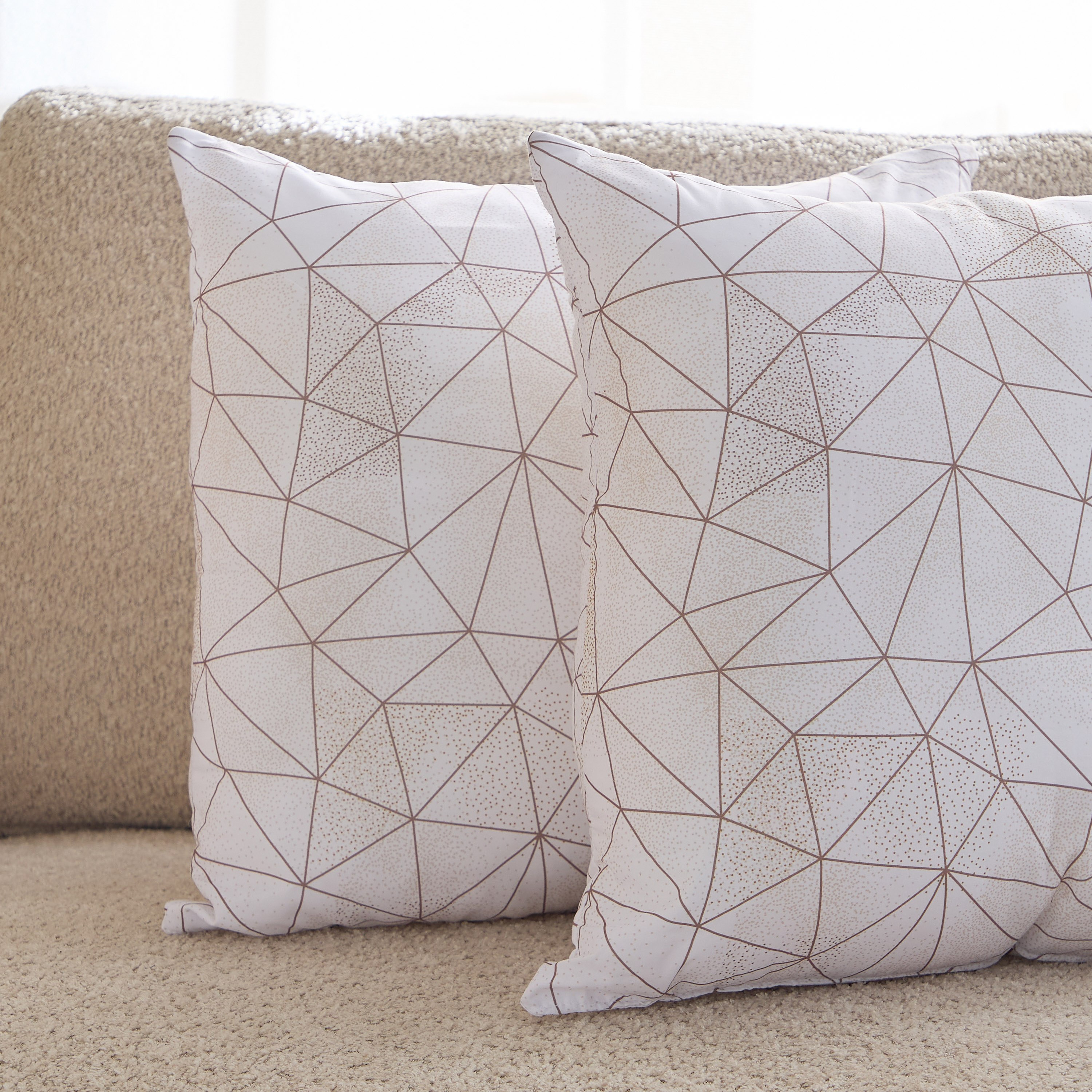 طقم وسائد بطبعات من الألياف الدقيقة قطعتين من هامبتون دوتري - 45x45 سم-hbxhomeware-hbxbedroom-image-2