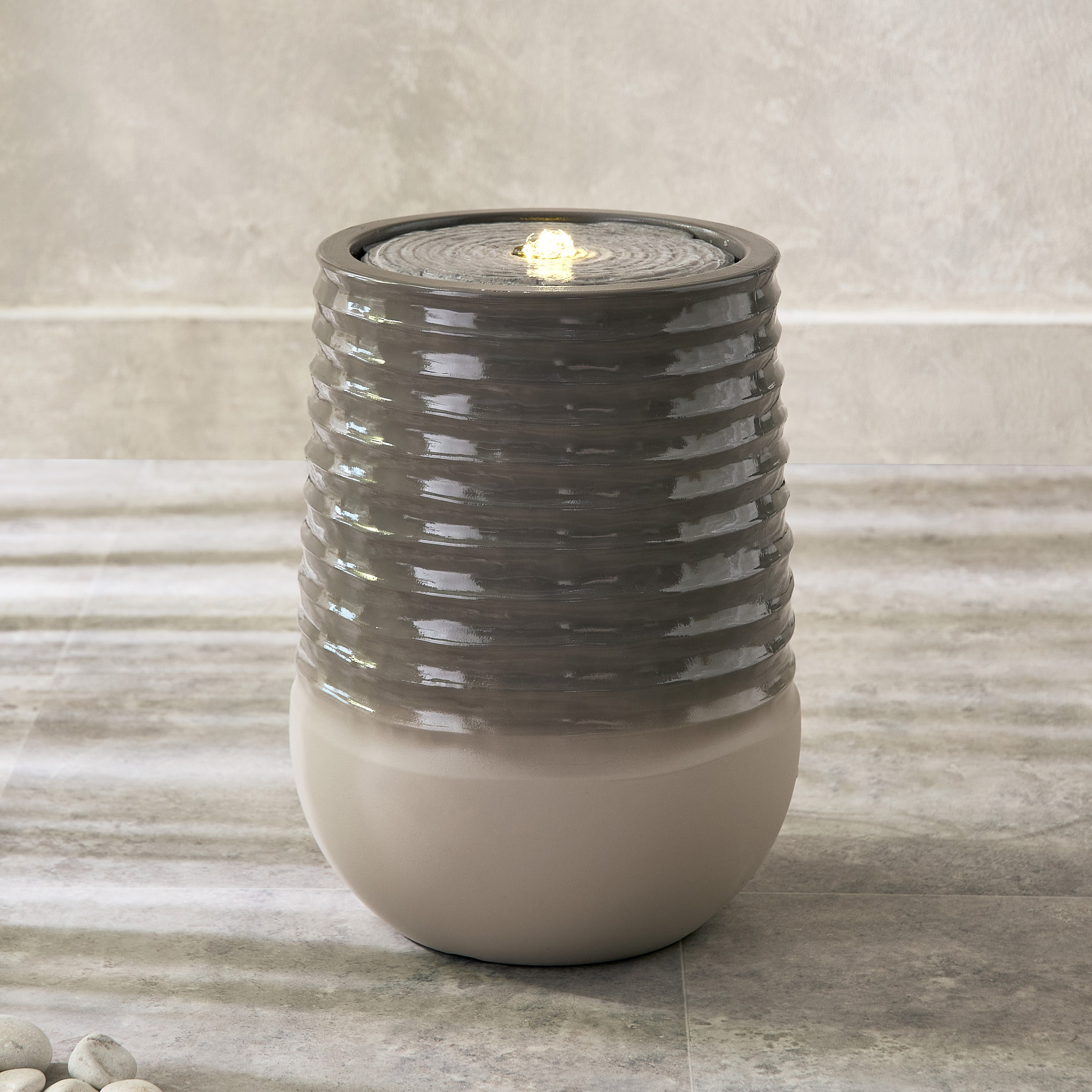 Vera - Elysian Resin Outdoor Fountain - 28x28x37 cm-PROMO_HB_AE_B1G1_250925-image-2