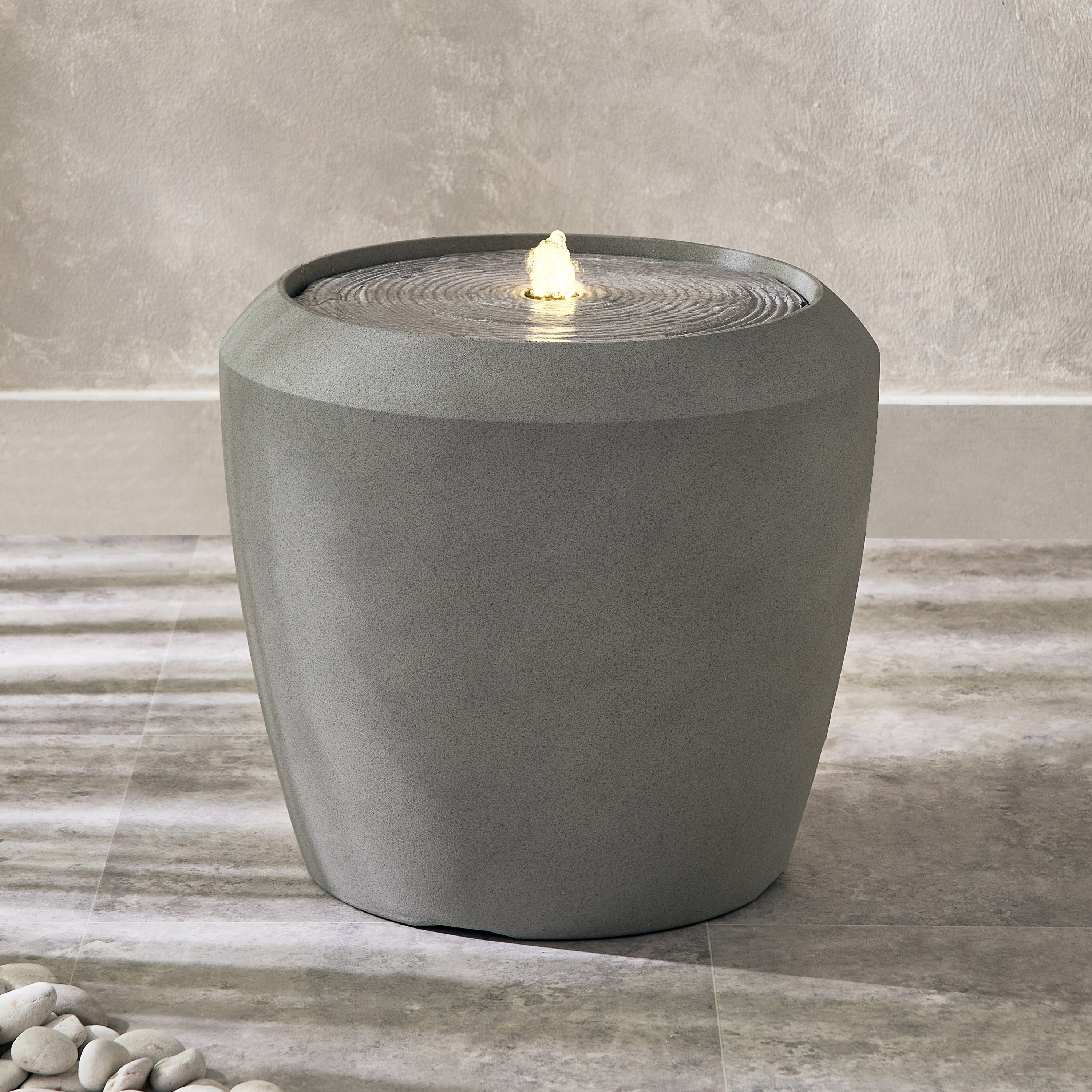 Vera - Elysian Resin Outdoor Fountain - 44x44x39.5 cm-hbxhomeware-gardenandoutdoor-outdoorfountain-image-2