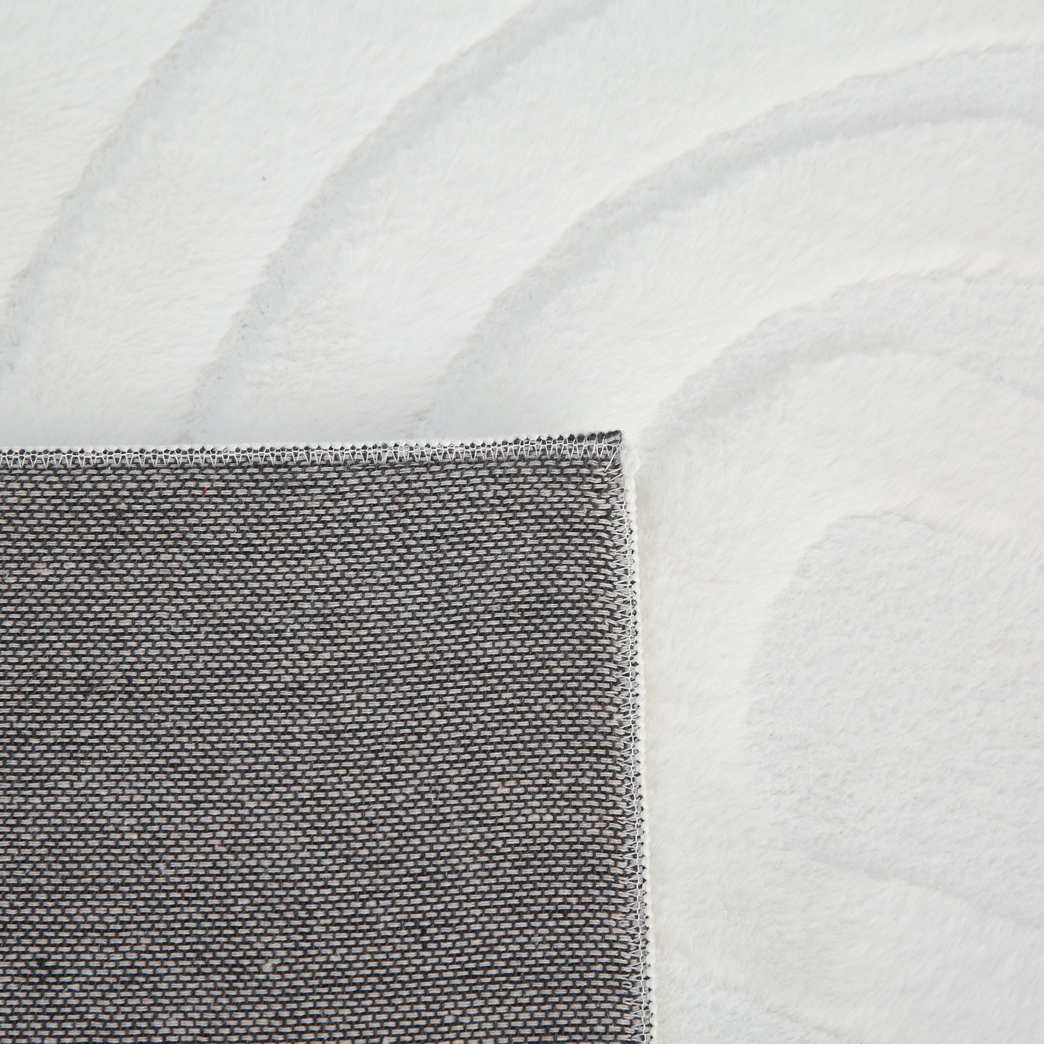 سجادة جاكار فرو أرنب بادين من زارا  - 200x300 سم-hbxdecorandfurnishings-floorcoverings-rugs-image-3