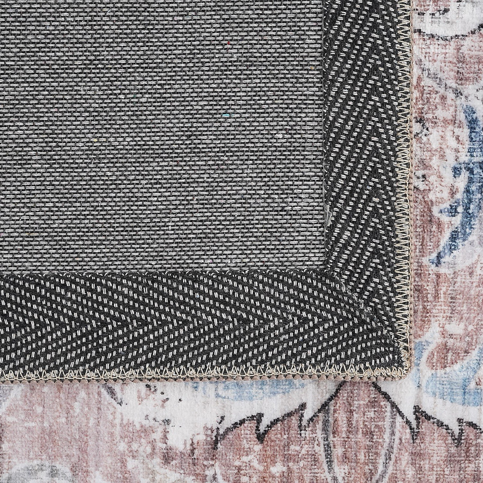 سجادة فلانيل بطبعات عايدة من أونتاريو - 250x360 سم-hbxdecorandfurnishings-floorcoverings-rugs-image-5