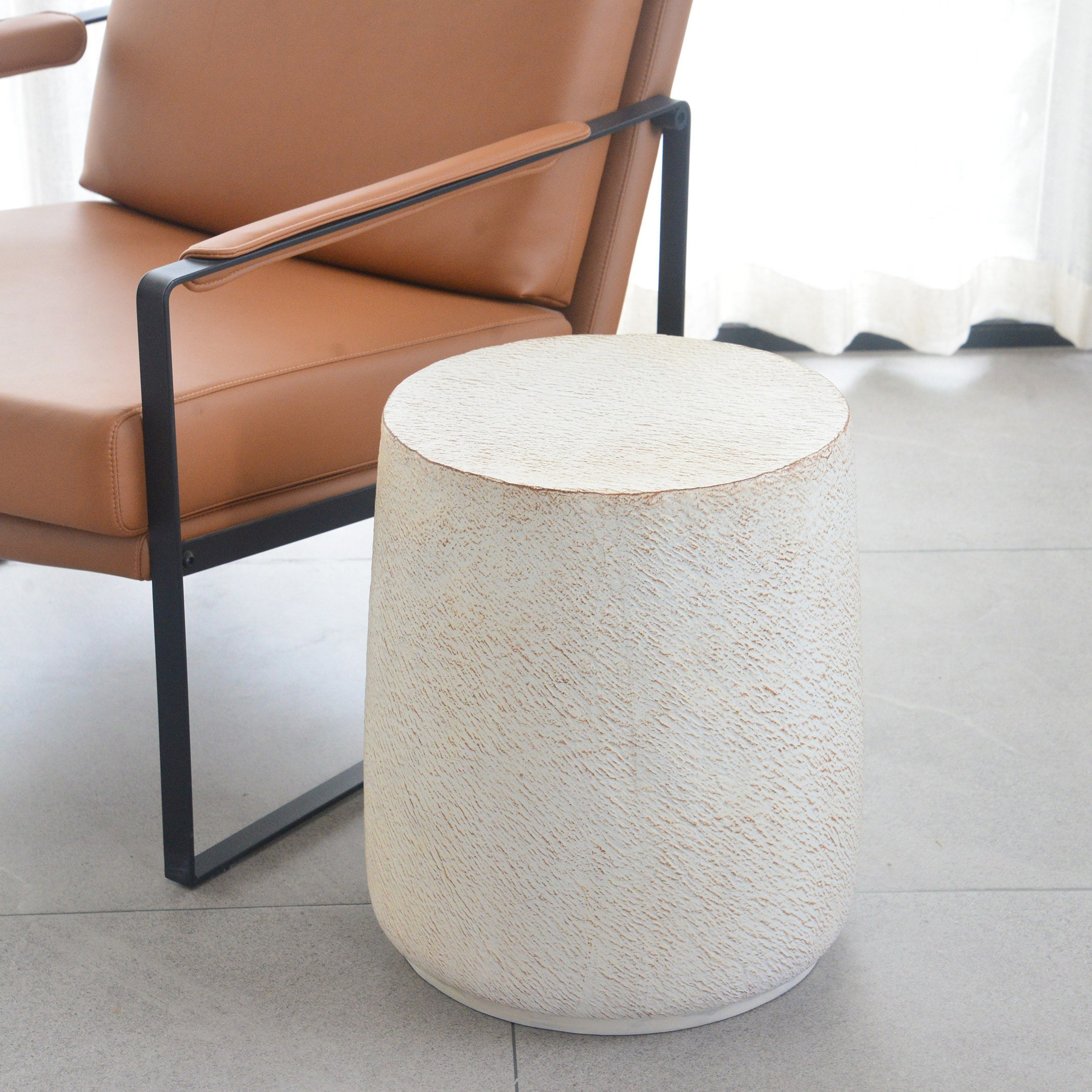 طاولة فردية بوليريسين من مينلو-hbxfurniture-livingroom-endtables-image-1