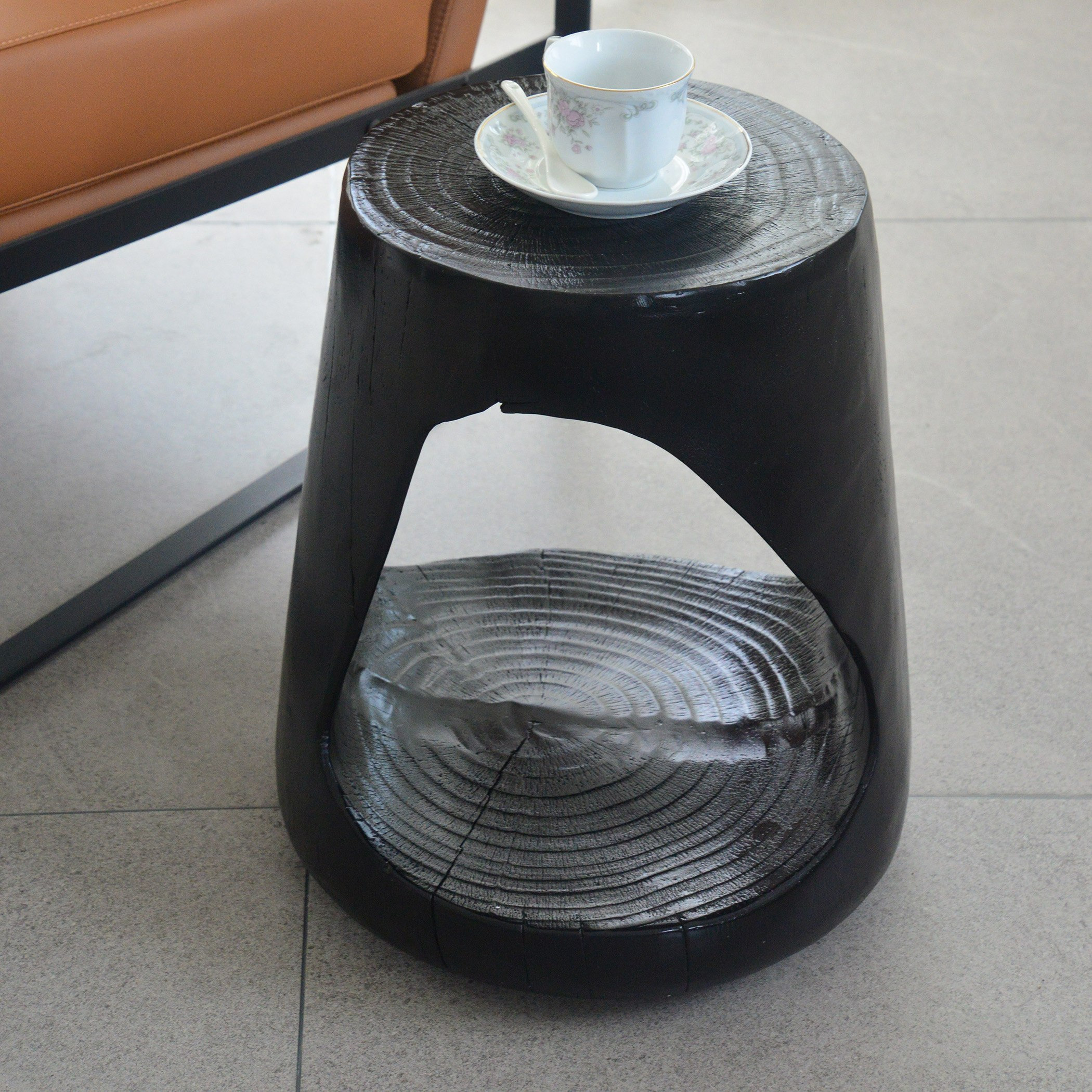 Duke Small Polyresin Accent Table-hbxfurniture-livingroom-endtables-image-1