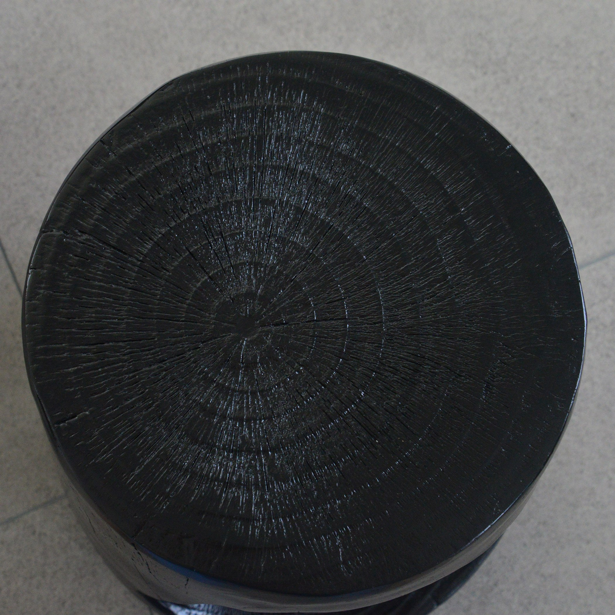 Duke Small Polyresin Accent Table-hbxfurniture-livingroom-endtables-image-4