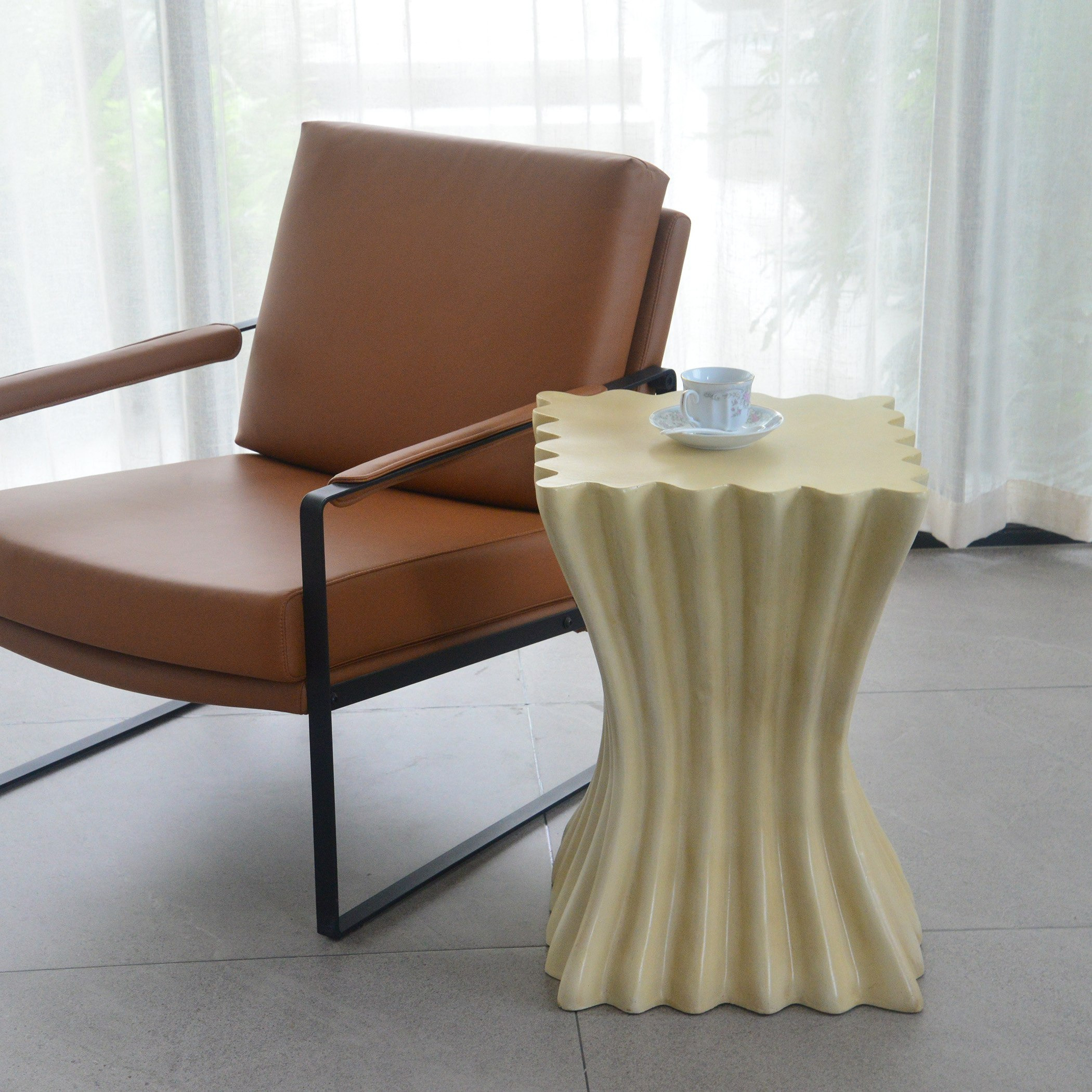 طاولة فردية بوليريسين من لينكولن-hbxfurniture-livingroom-endtables-image-2