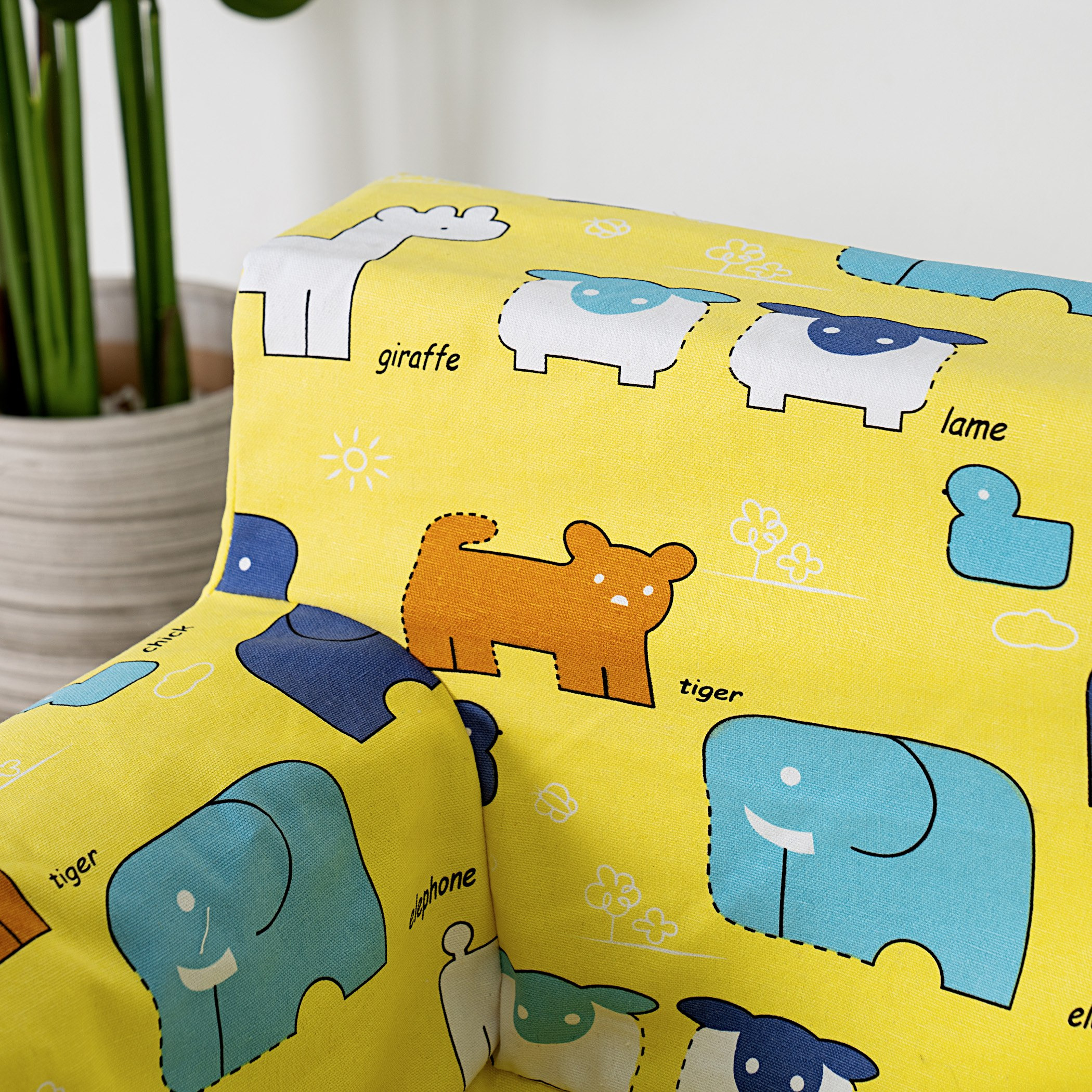 كرسي أطفال بغطاء قابل للغسل من كوزي-hbxhomeware-hbxkidsandyouth-image-4