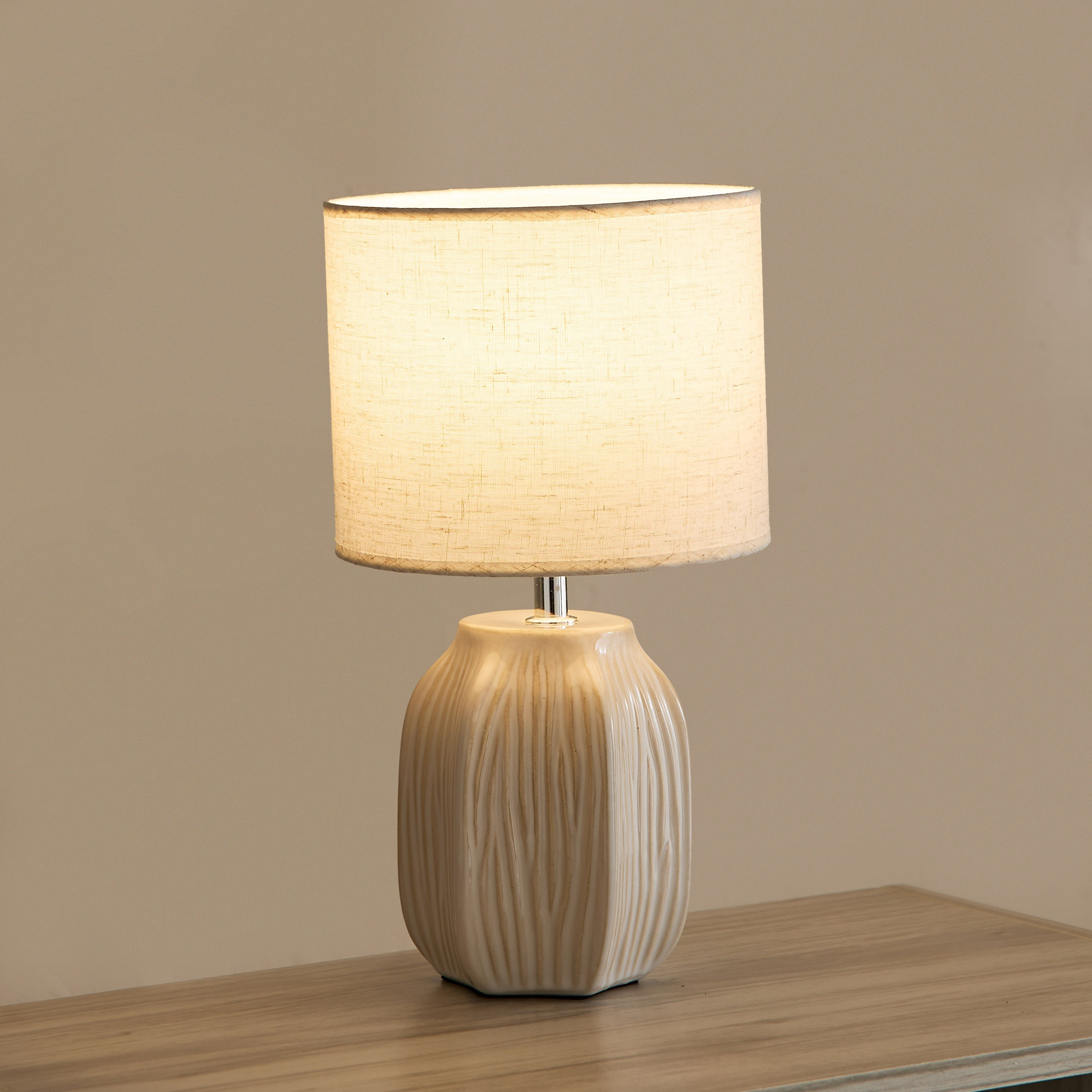 مصباح طاولة سيراميك بغطاء قماش من أليكس - 20x20x35 سم-hbxbedroom-lighting-tablelamps-image-2
