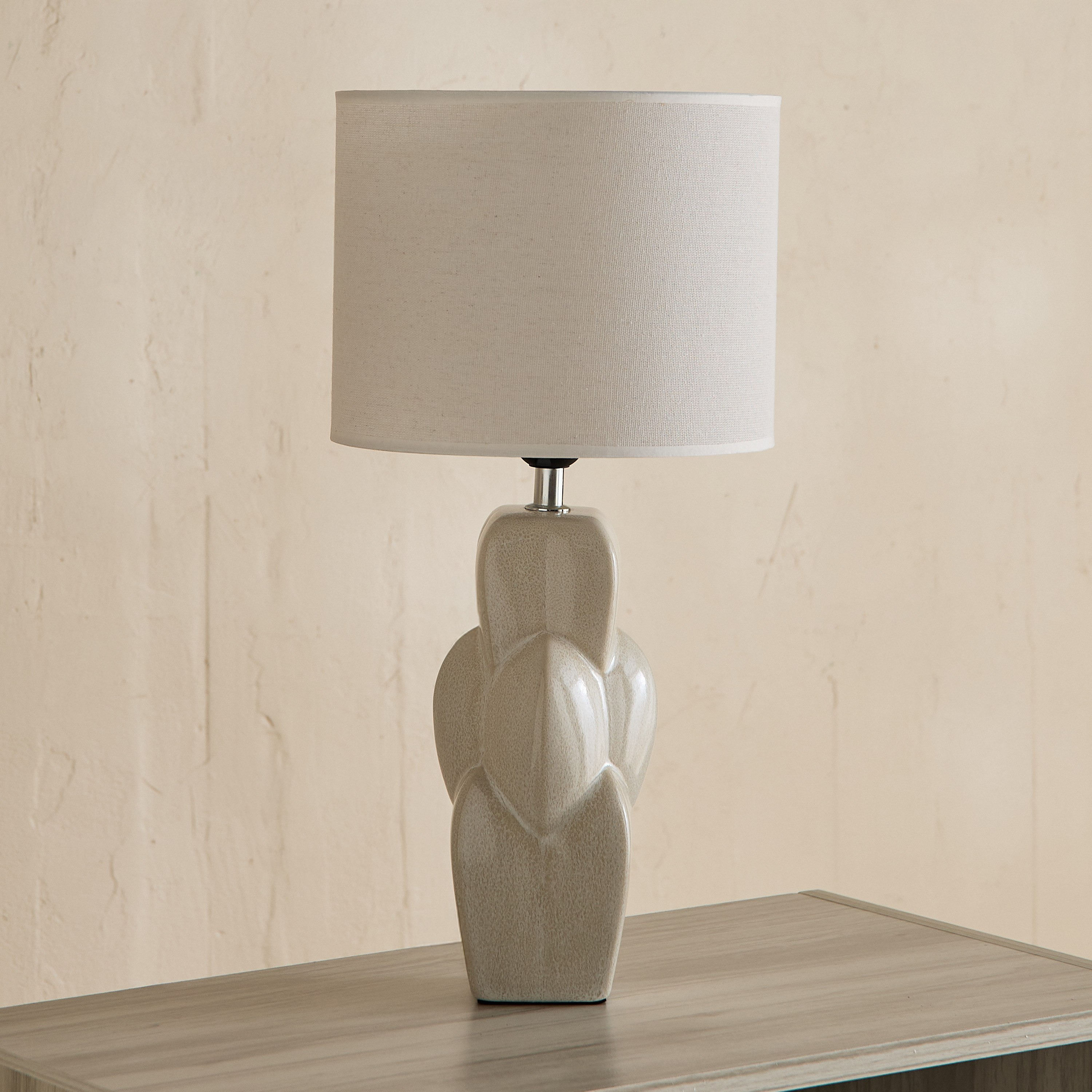 مصباح طاولة سيراميك بغطاء قماشي من أليكس - 23x23x45.5 سم-hbxbedroom-lighting-tablelamps-image-1