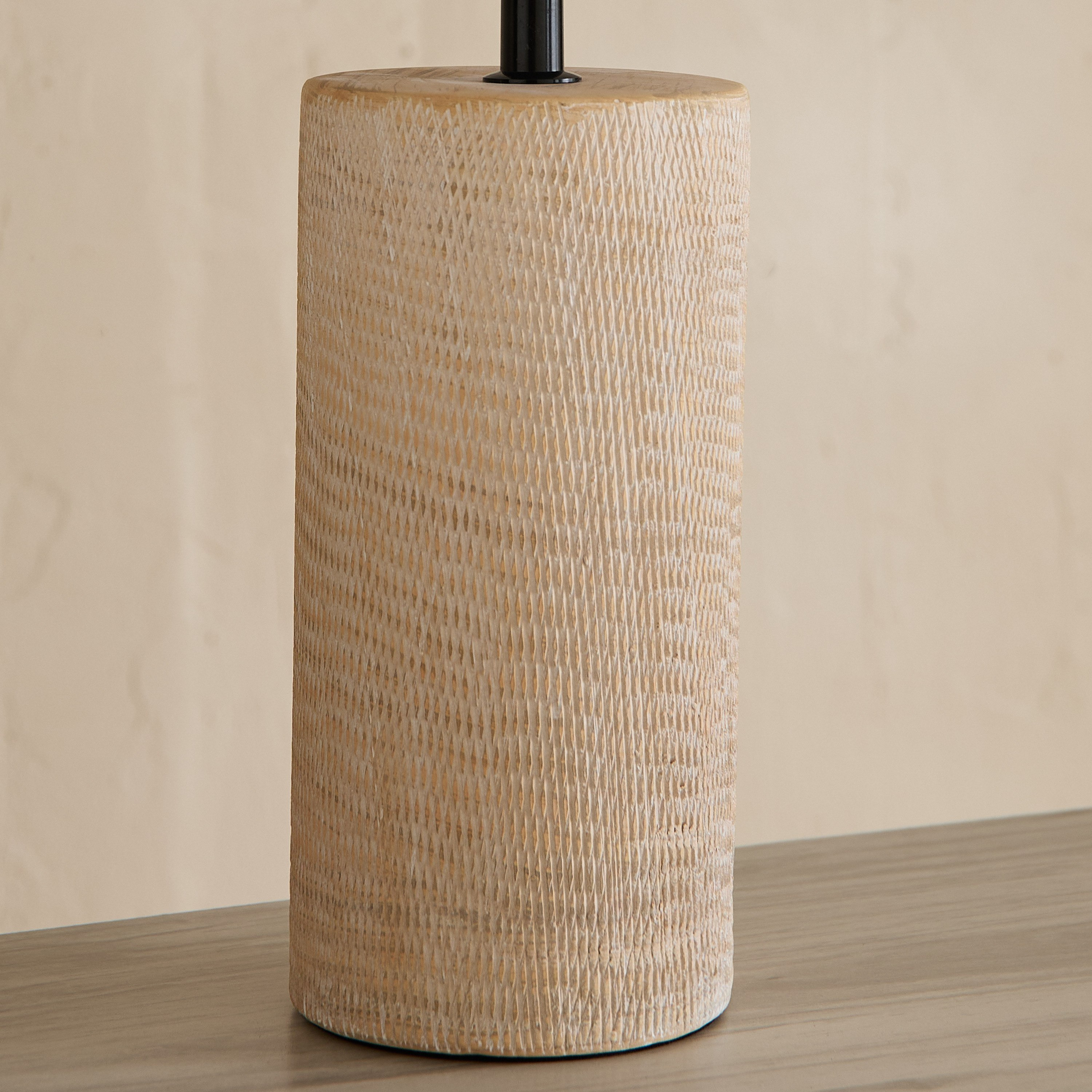 مصباح طاولة سيراميك بغطاء قماشي من أليكس - 23x23x44 سم-hbxbedroom-lighting-tablelamps-image-3