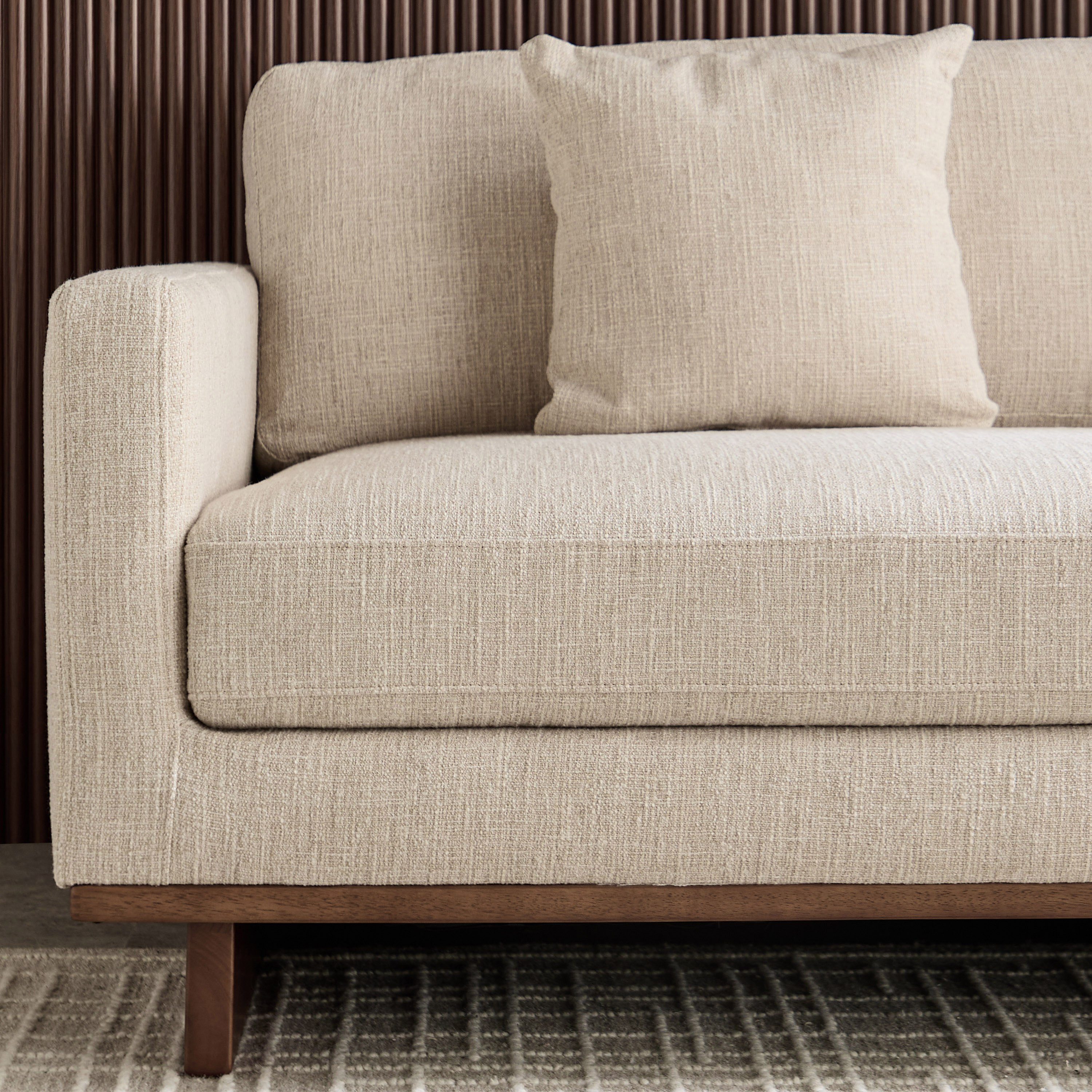 كنبة قماش بمقعدين مع وسادتين من مونزا-hbxlivingroom-sofasandarmchairs-sofas-image-5