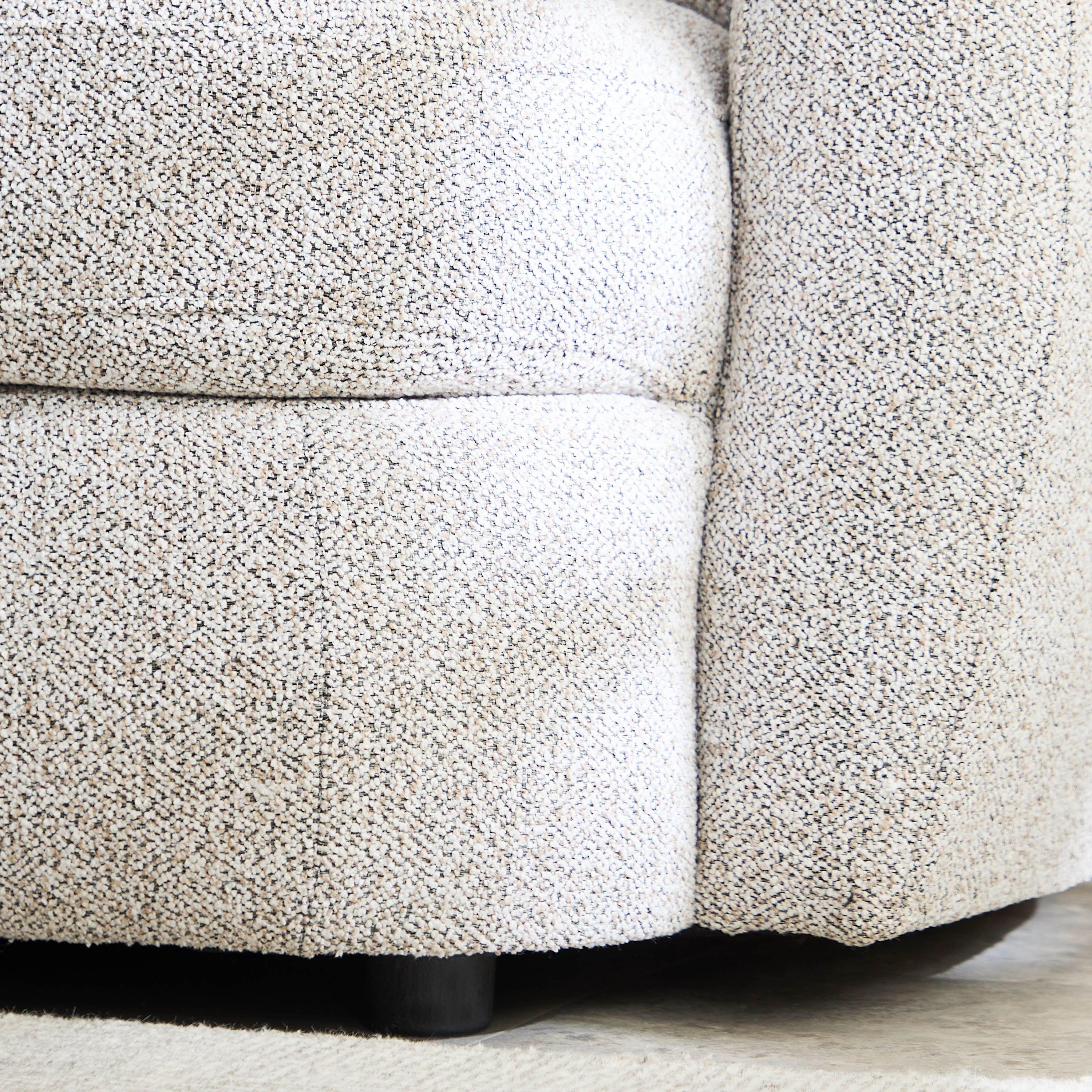 كنبة كبيرة قماش 3 مقاعد مع 3 وسائد من جينوا-hbxlivingroom-sofasandarmchairs-sofas-image-8