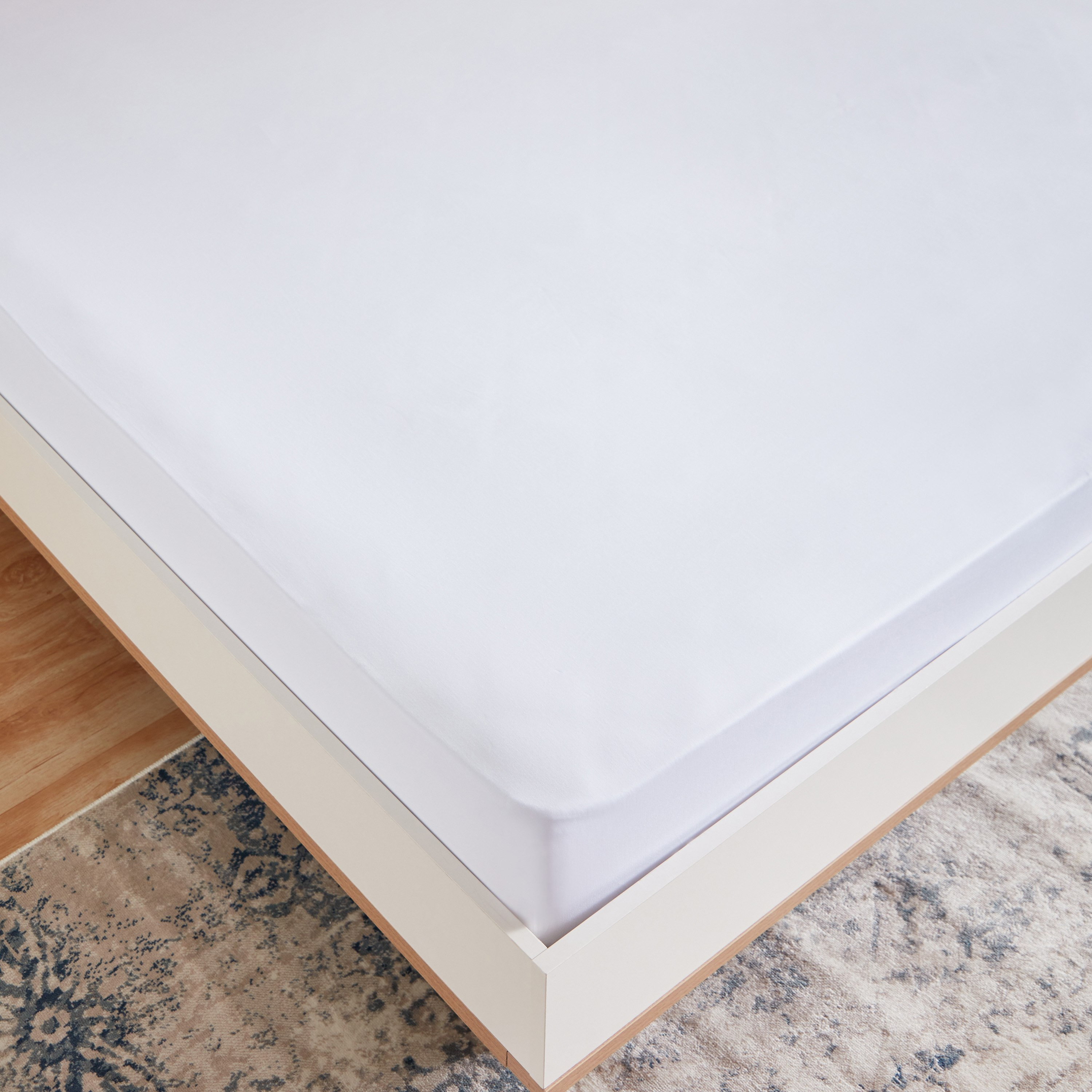 White Haven Pori 220 Thread Count Sateen Cotton Super King Fitted Sheet - 200x200+40 cm-hbxhomeware-hbxbedroom-image-3