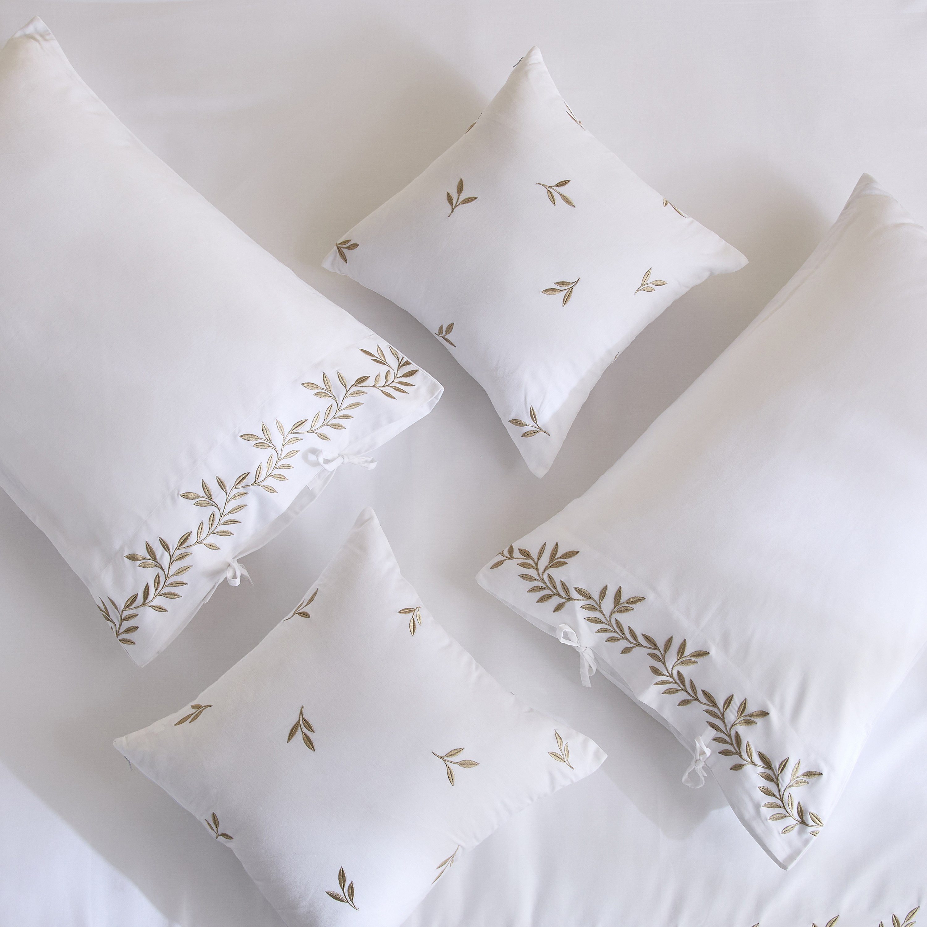 طقم لحاف كينج قطن مطرز 5 قطع أربوريس من وايت هافن - 220×240 سم-hbxhomeware-hbxbedroom-image-5