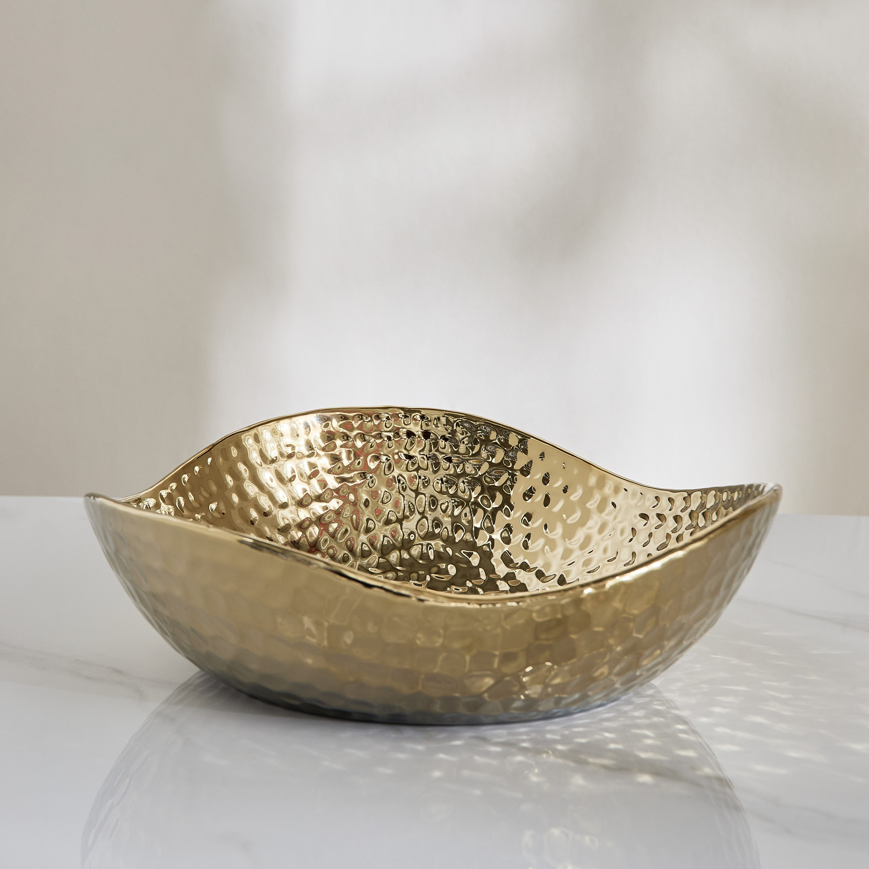 وعاء سيراميك بتشطيب مطروق من سانسا ديوك - 28×28×9.5 سم-hbxdecorandfurnishings-homeaccessories-bowls-image-2