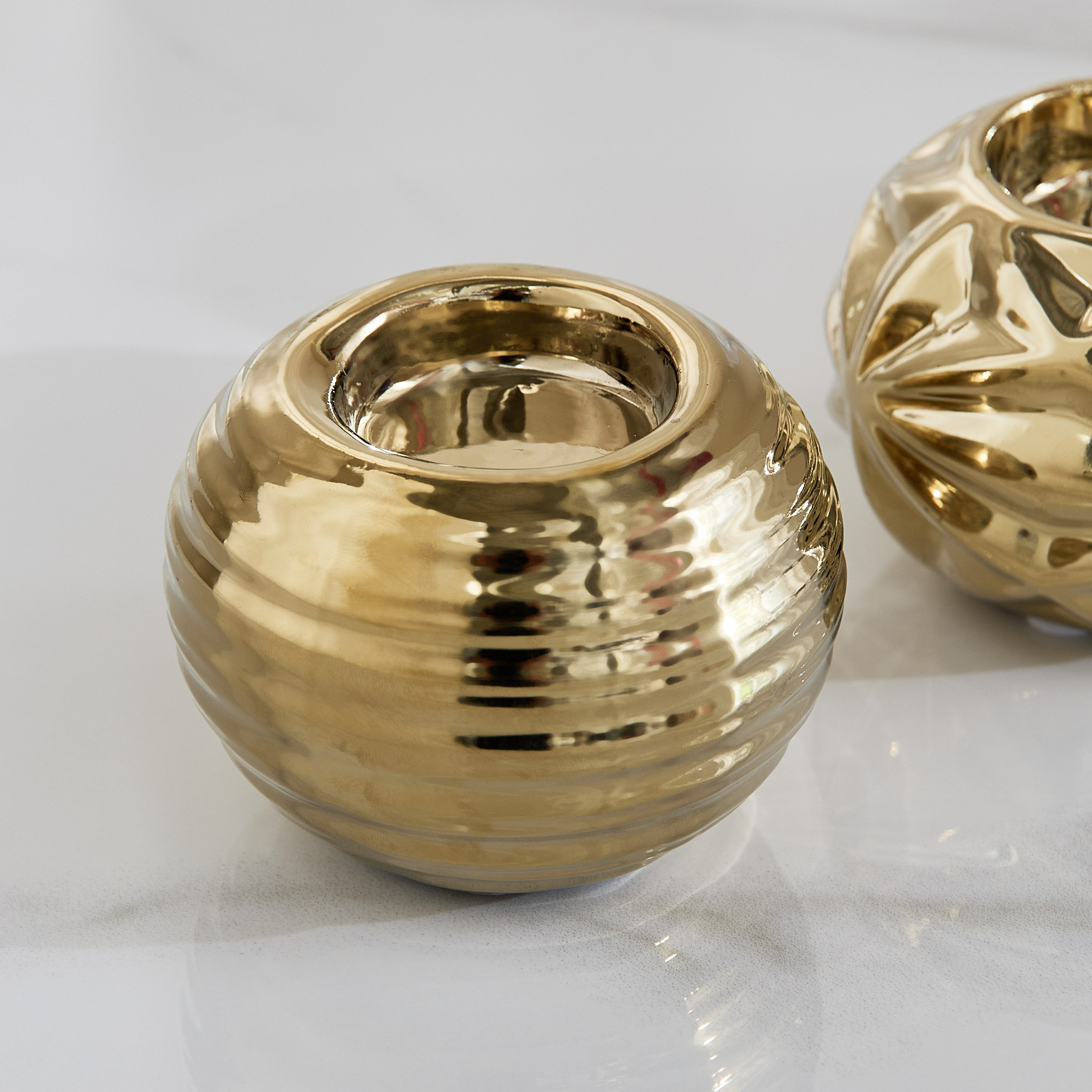 Sansa Duke 3-Piece Ceramic Ball Candleholder Set - 9x9x7 cm-hbxlivingroom-decorandaccessories-candleholders-image-3