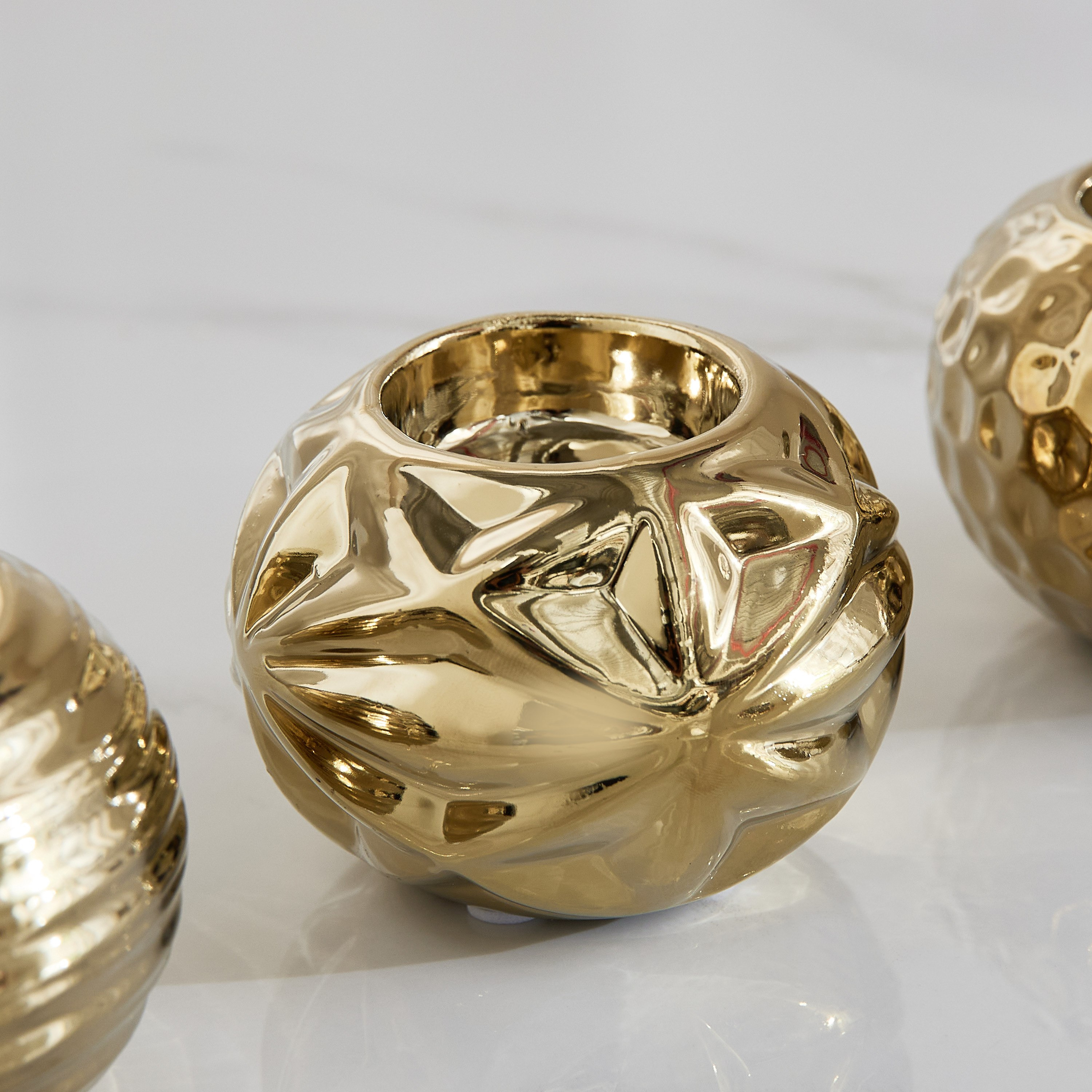Sansa Duke 3-Piece Ceramic Ball Candleholder Set - 9x9x7 cm-hbxlivingroom-decorandaccessories-candleholders-image-4