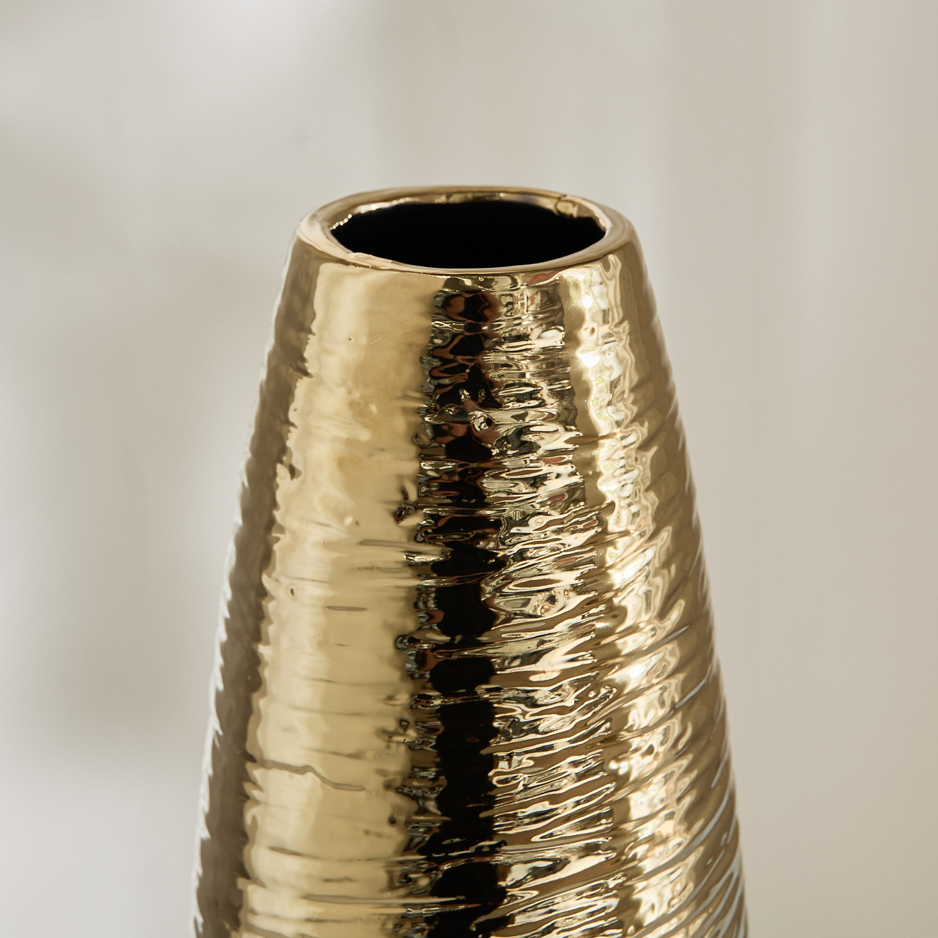 مزهرية سيراميك بارزة الملمس من سانسا ديوك - 13x13x43.5 سم-hbxbedroom-decorandaccessories-vases-image-3