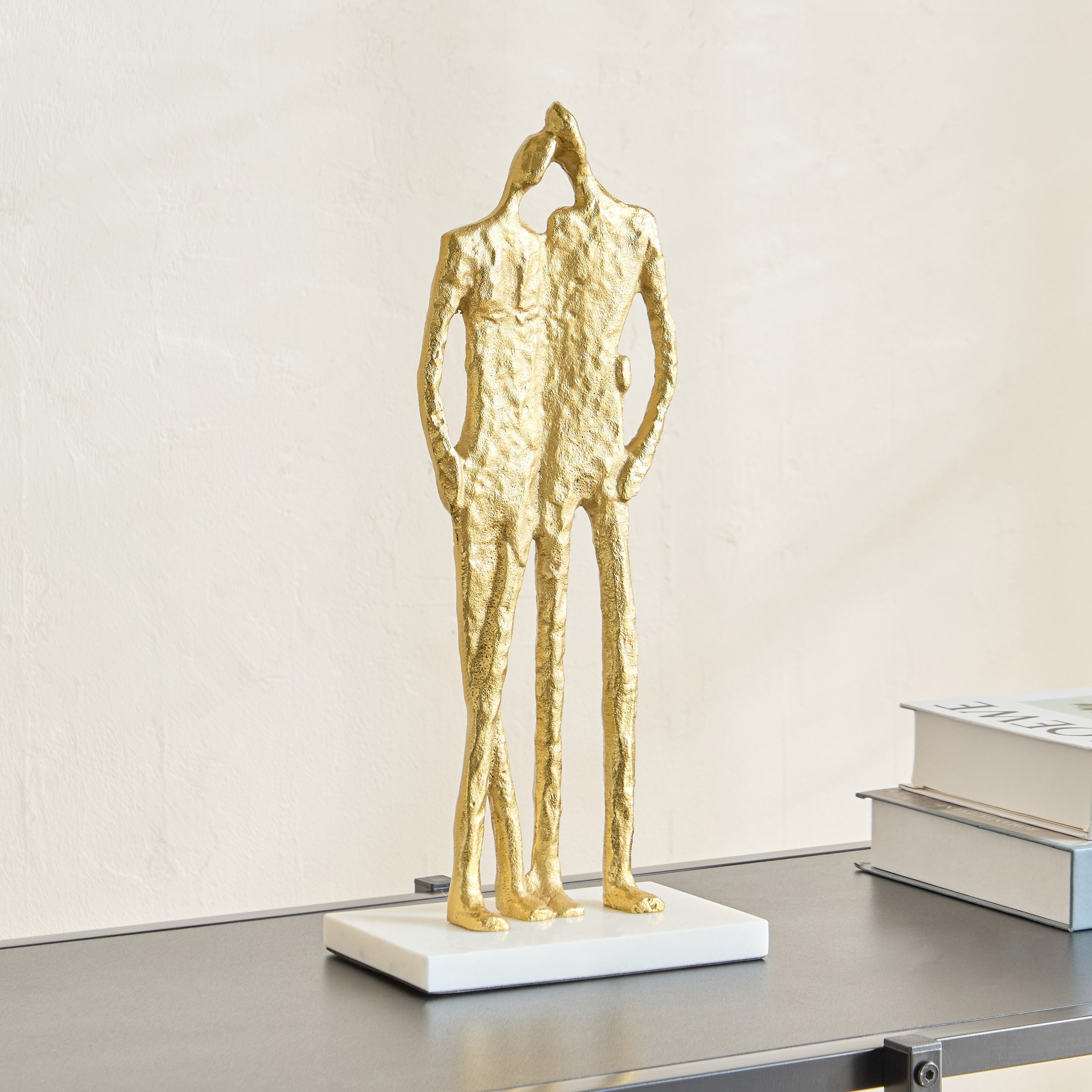 زينة ديكور ألمونيوم بتصميم عائلة بقاعدة رخامية من ستافورد ليف - 18×10×42 سم-hbxhomeware-homedecor-figurinesandornaments-image-1