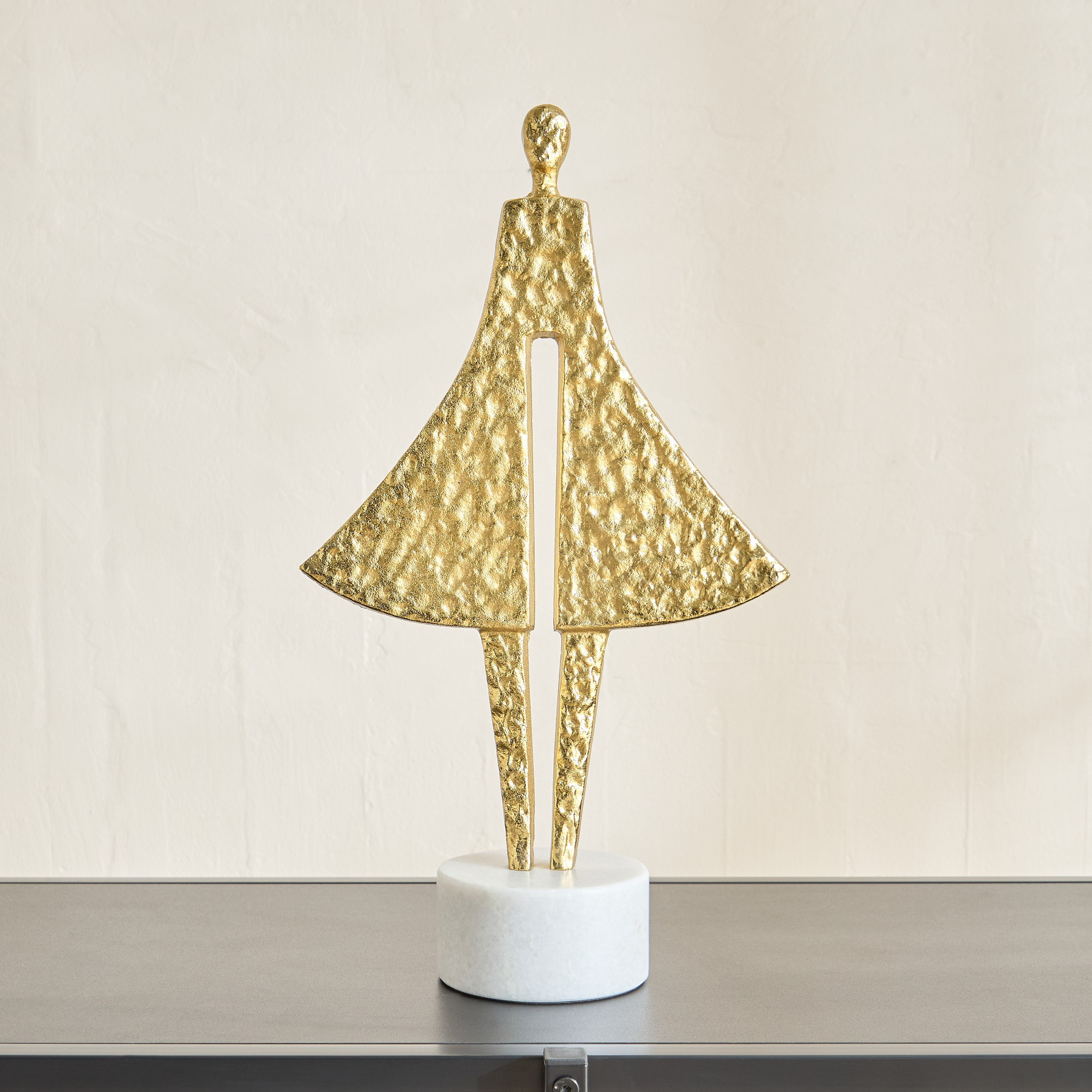 تمثال سيدة ألومنيوم بقاعدة رخام من ستافورد ليف - 23.5x10x41 سم-hbxhomeware-homedecor-figurinesandornaments-image-2