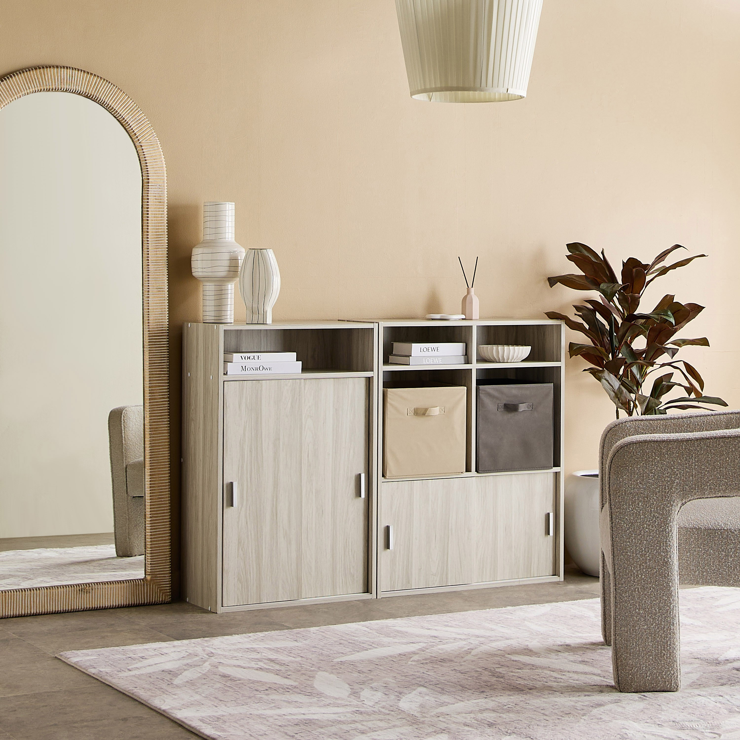 وحدة تلفزيون منخفضة بـ3 أبواب انزلاقية للأجهزة حتى 65 بوصة من ليبرا-hbxlivingroom-mediaunitsandstorage-tvunits-image-10