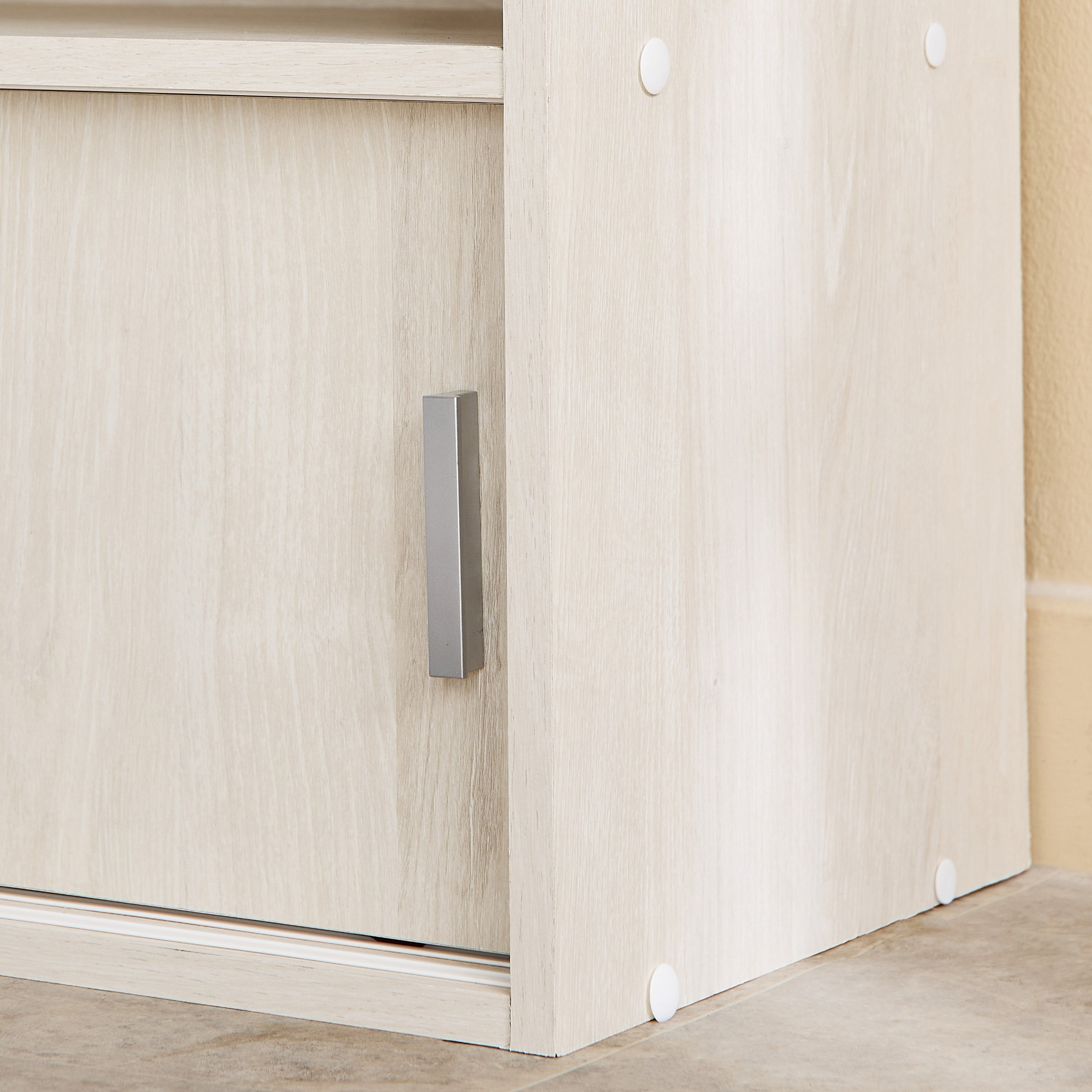 وحدة تلفزيون منخفضة بـ3 أبواب انزلاقية للأجهزة حتى 65 بوصة من ليبرا-hbxlivingroom-mediaunitsandstorage-tvunits-image-8
