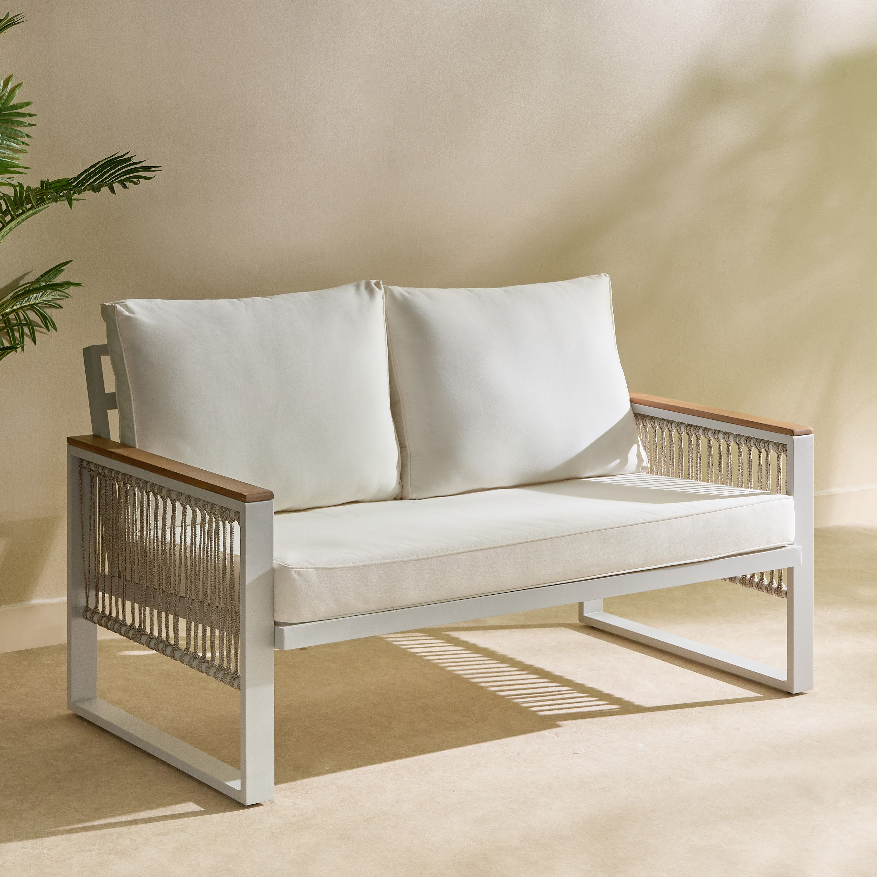 طقم كنب 2+1+1 ألمنيوم للأماكن الخارجية مع طاولة قهوة ووسائد من فيرا هاميلتون-hbxoutdoor-hbxoutdoorfurniture-sofasets-image-3