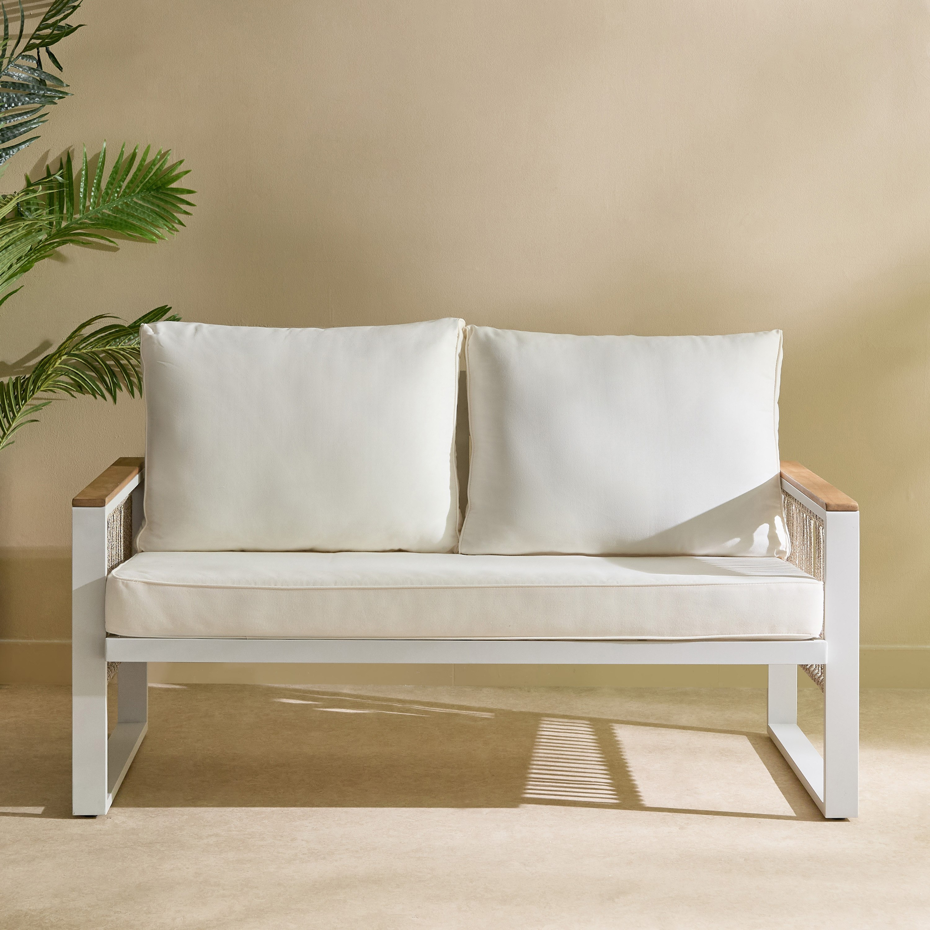طقم كنب 2+1+1 ألمنيوم للأماكن الخارجية مع طاولة قهوة ووسائد من فيرا هاميلتون-hbxoutdoor-hbxoutdoorfurniture-sofasets-image-4