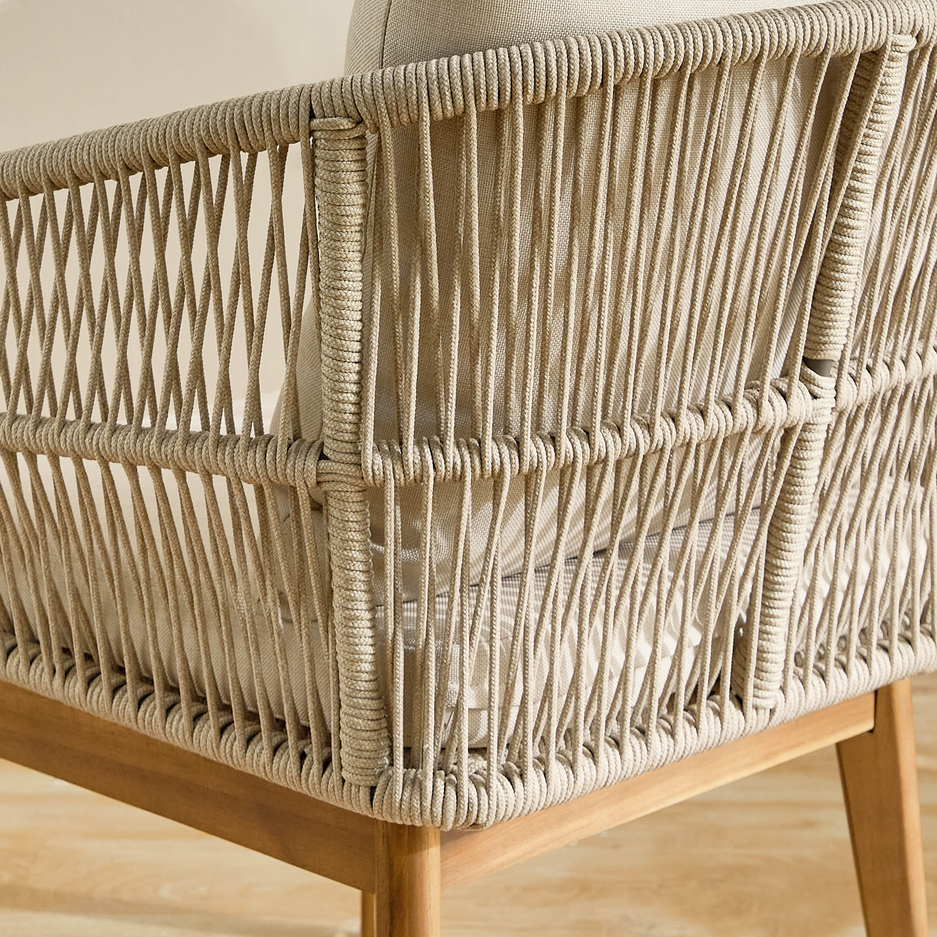 طقم كنب للأماكن الخارجية 2+1+1 مع طاولة قهوة ووسائد من فيرا مايفير-hbxoutdoor-hbxoutdoorfurniture-sofasets-image-13