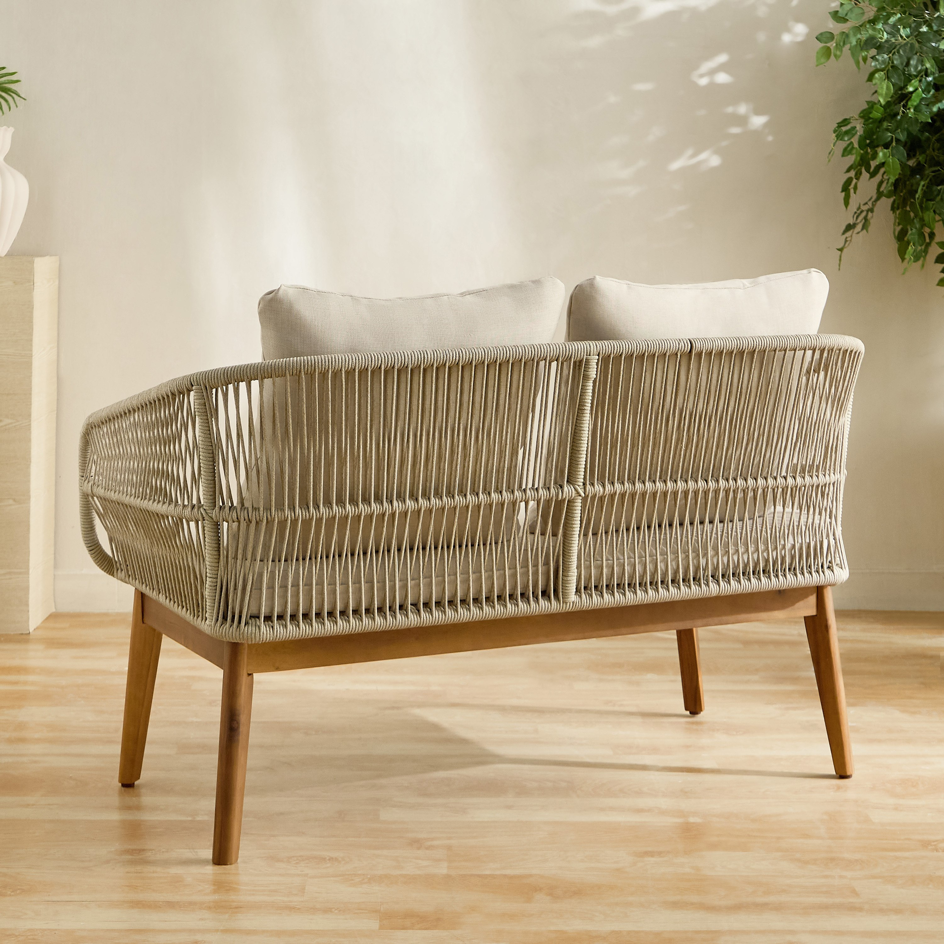طقم كنب للأماكن الخارجية 2+1+1 مع طاولة قهوة ووسائد من فيرا مايفير-hbxoutdoor-hbxoutdoorfurniture-sofasets-image-4