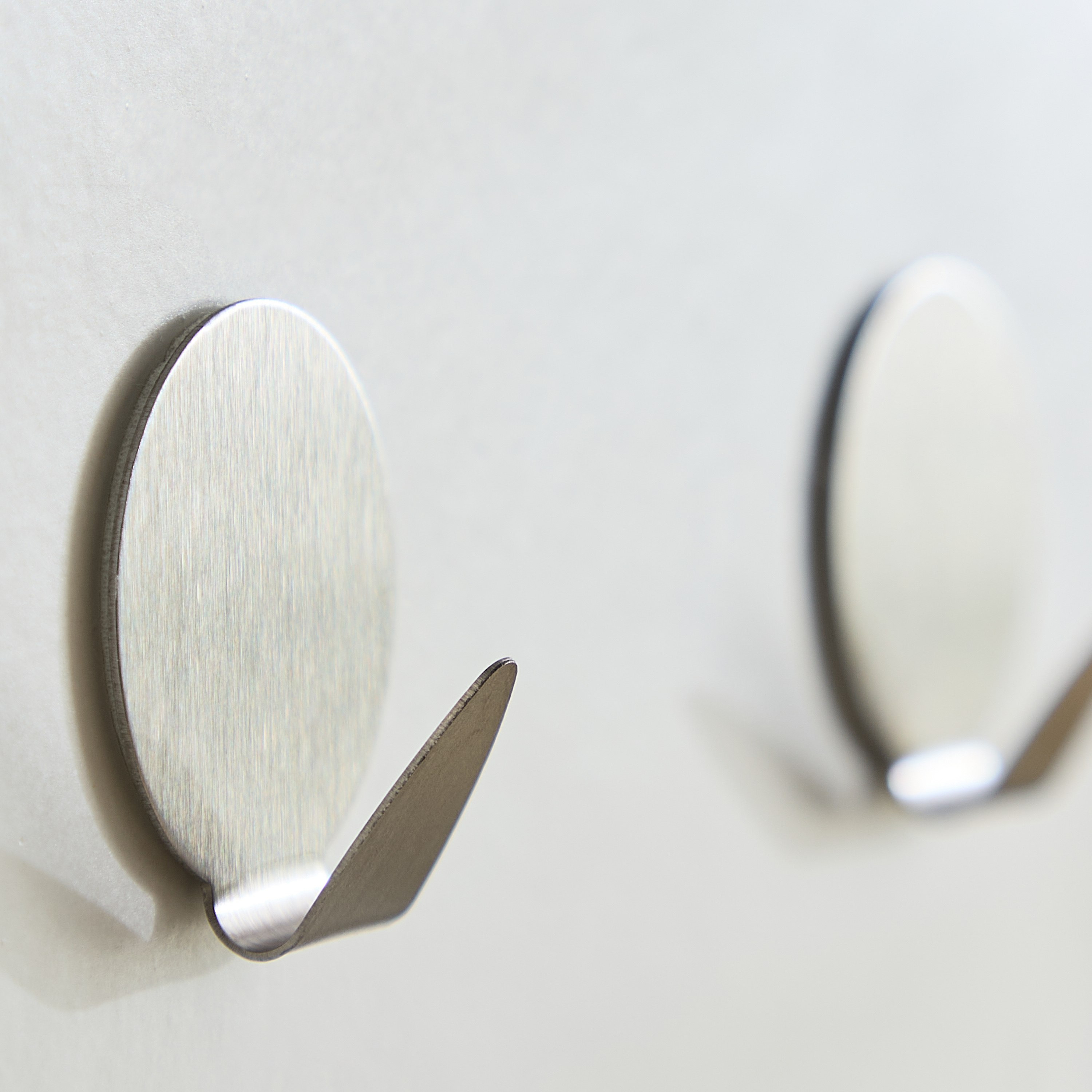 Umbra Round Metal Hook Medium - Set of 2-hbxbathroom-bathaccessories-showercaddiesandwallhooks-image-2