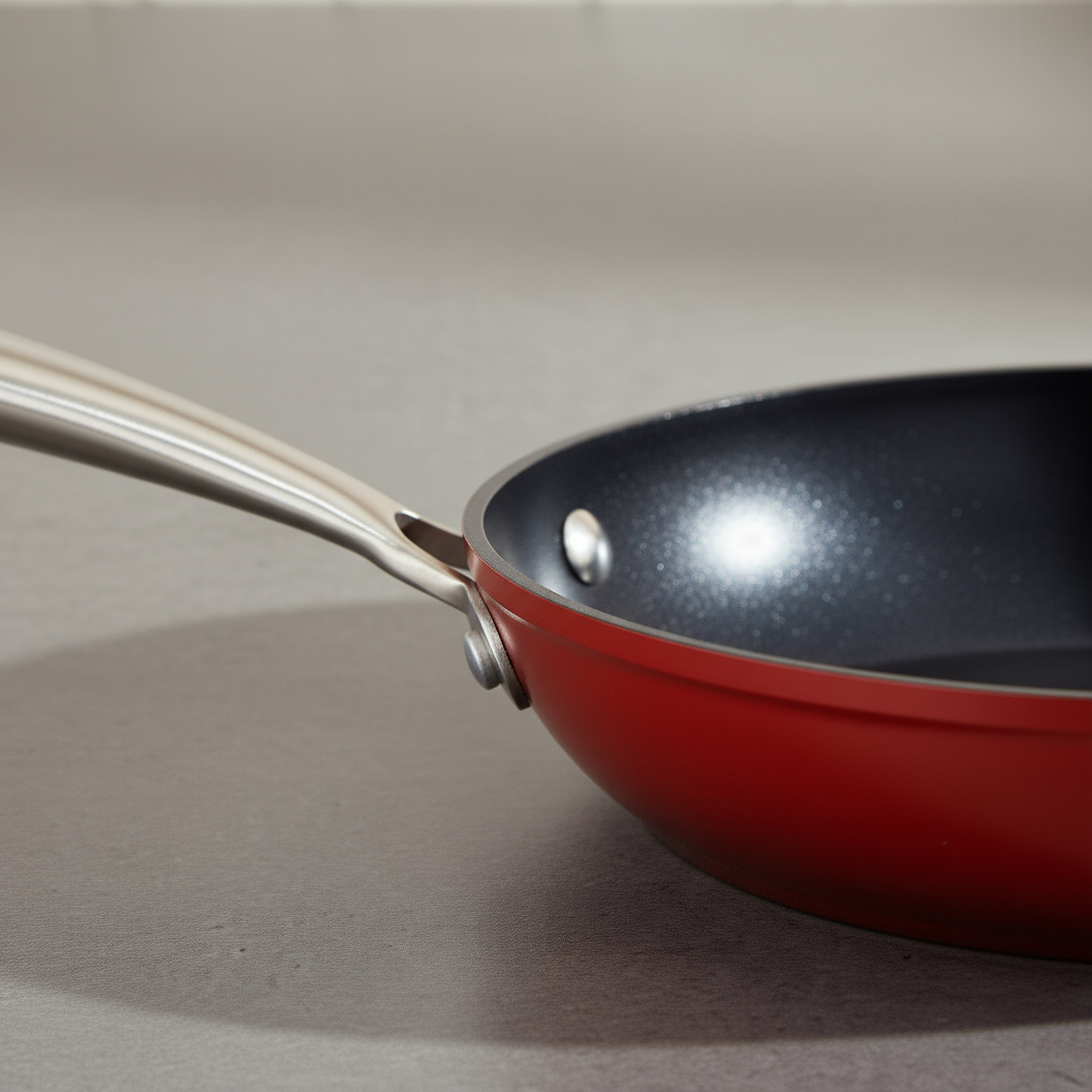 La Calda Cast Aluminium Induction Fry Pan - 24 cm-hbxhomeware-hbxkitchen-image-2